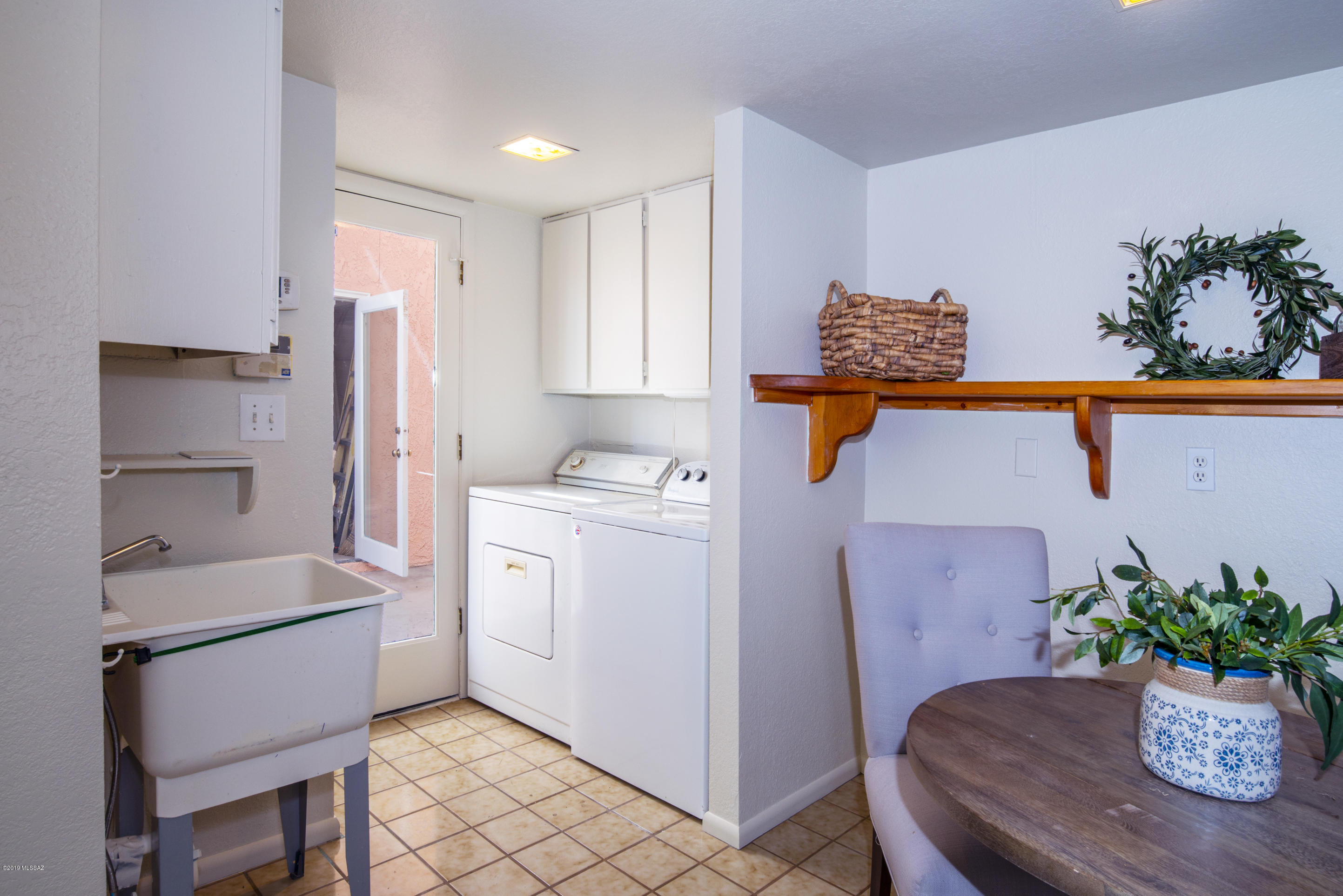 Bentley Place (1-9) - Residential