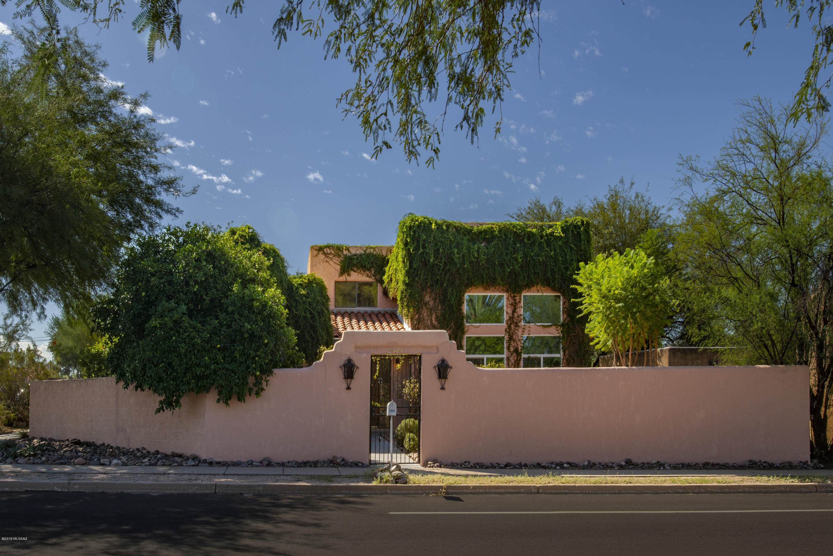 Bentley Place (1-9) - Residential