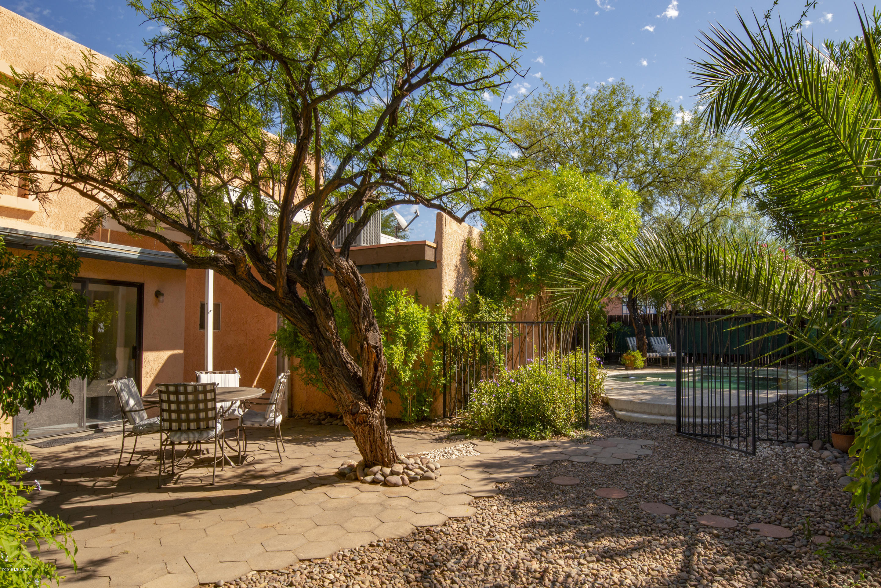 Bentley Place (1-9) - Residential