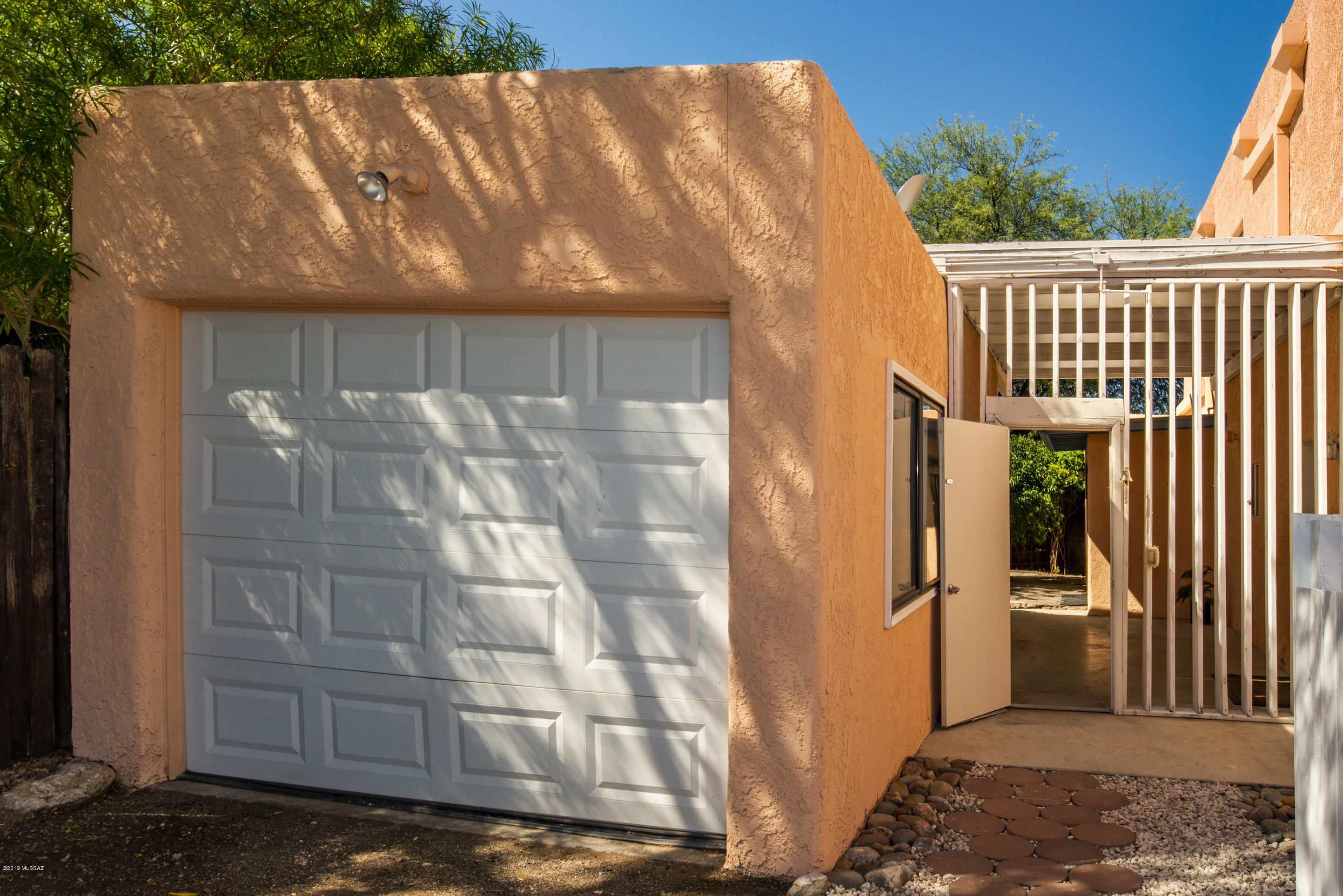 Bentley Place (1-9) - Residential