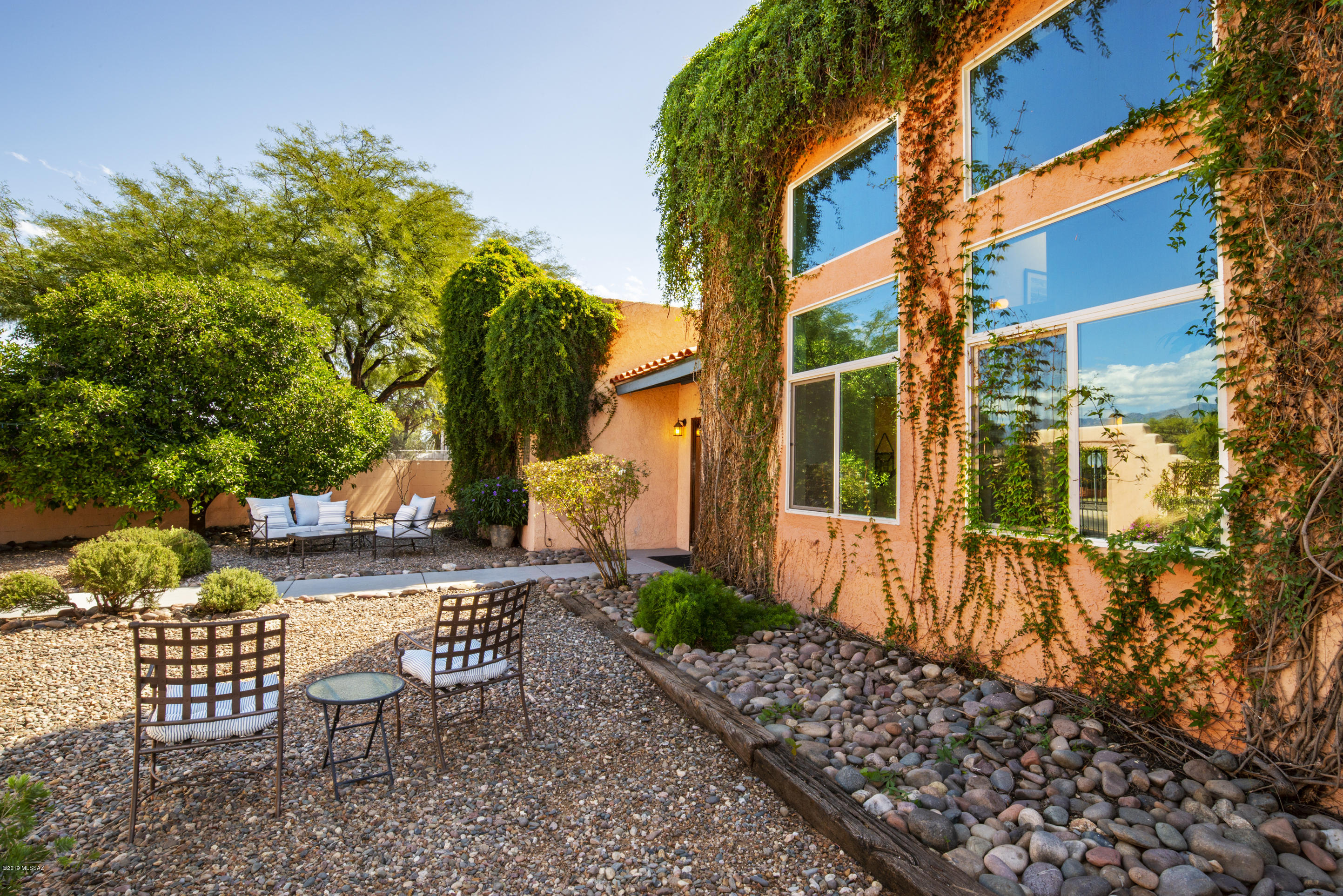 Bentley Place (1-9) - Residential