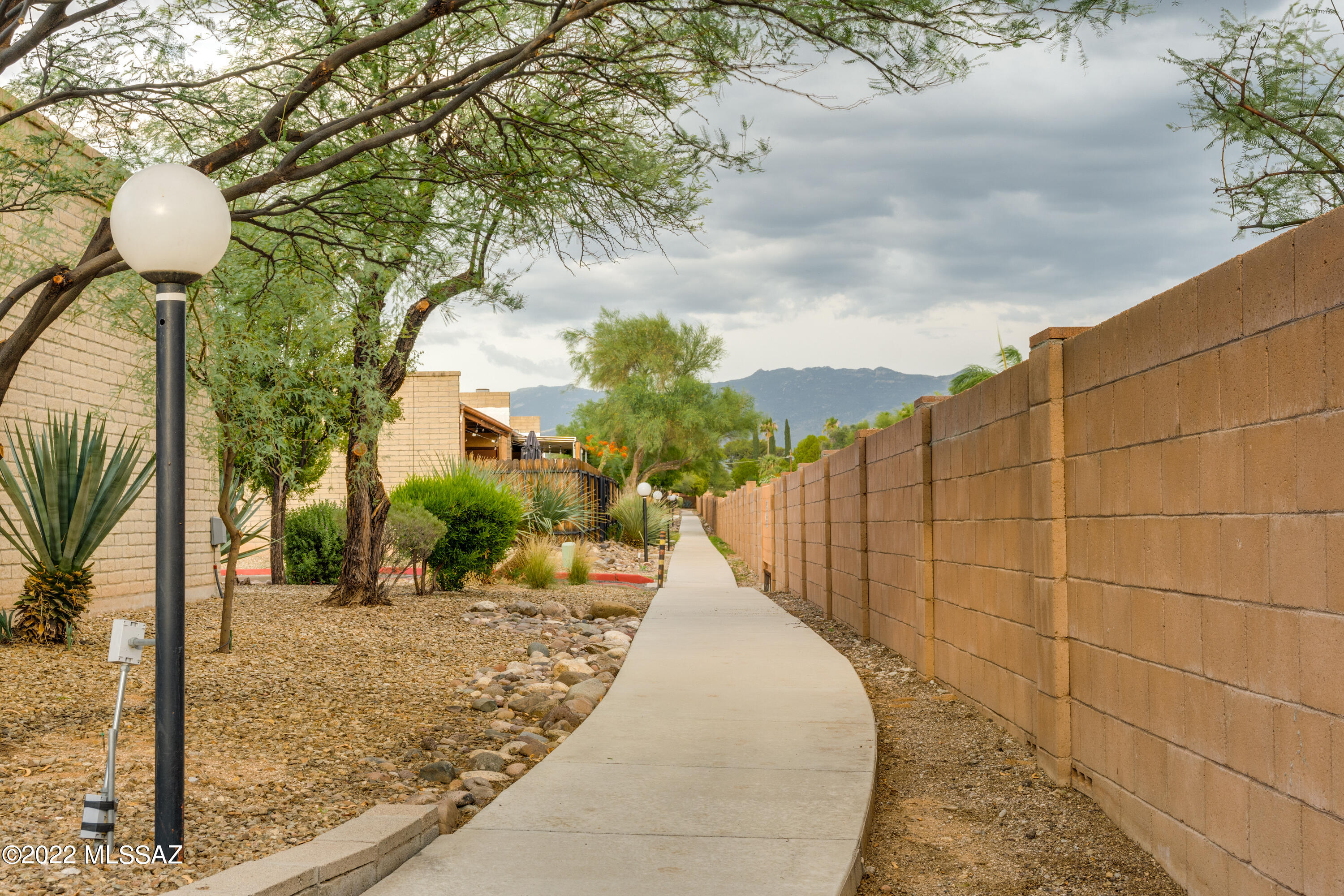 Mission Oaks (1-90) - Residential