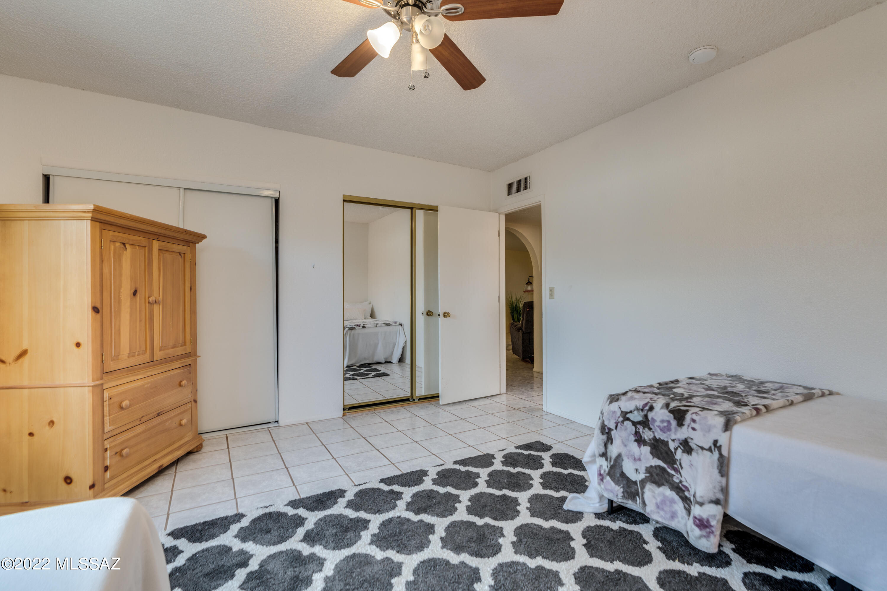 Mission Oaks (1-90) - Residential