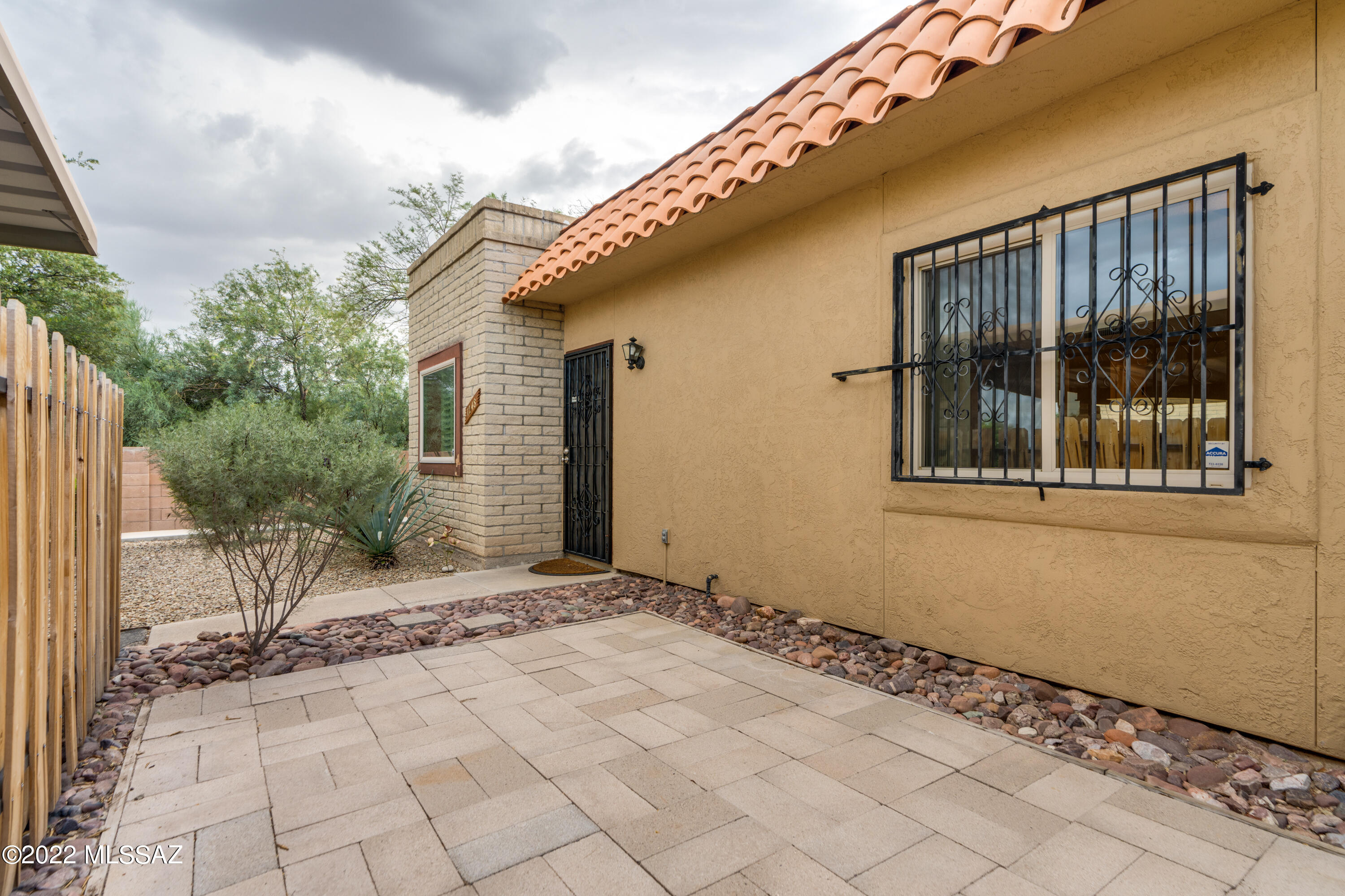 Mission Oaks (1-90) - Residential