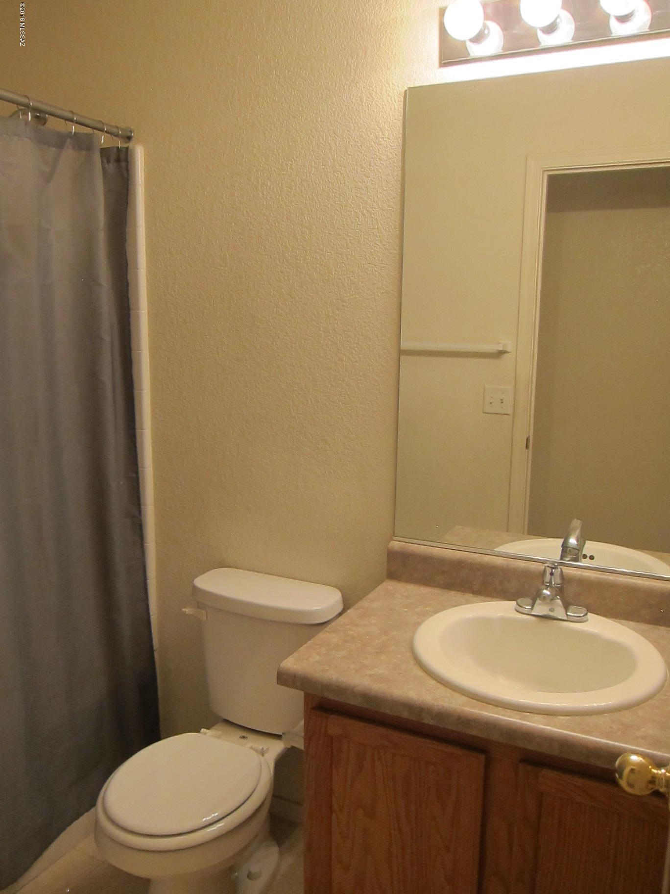 Tierra Vista Phase I (99-285,299-309,372-383) - Residential