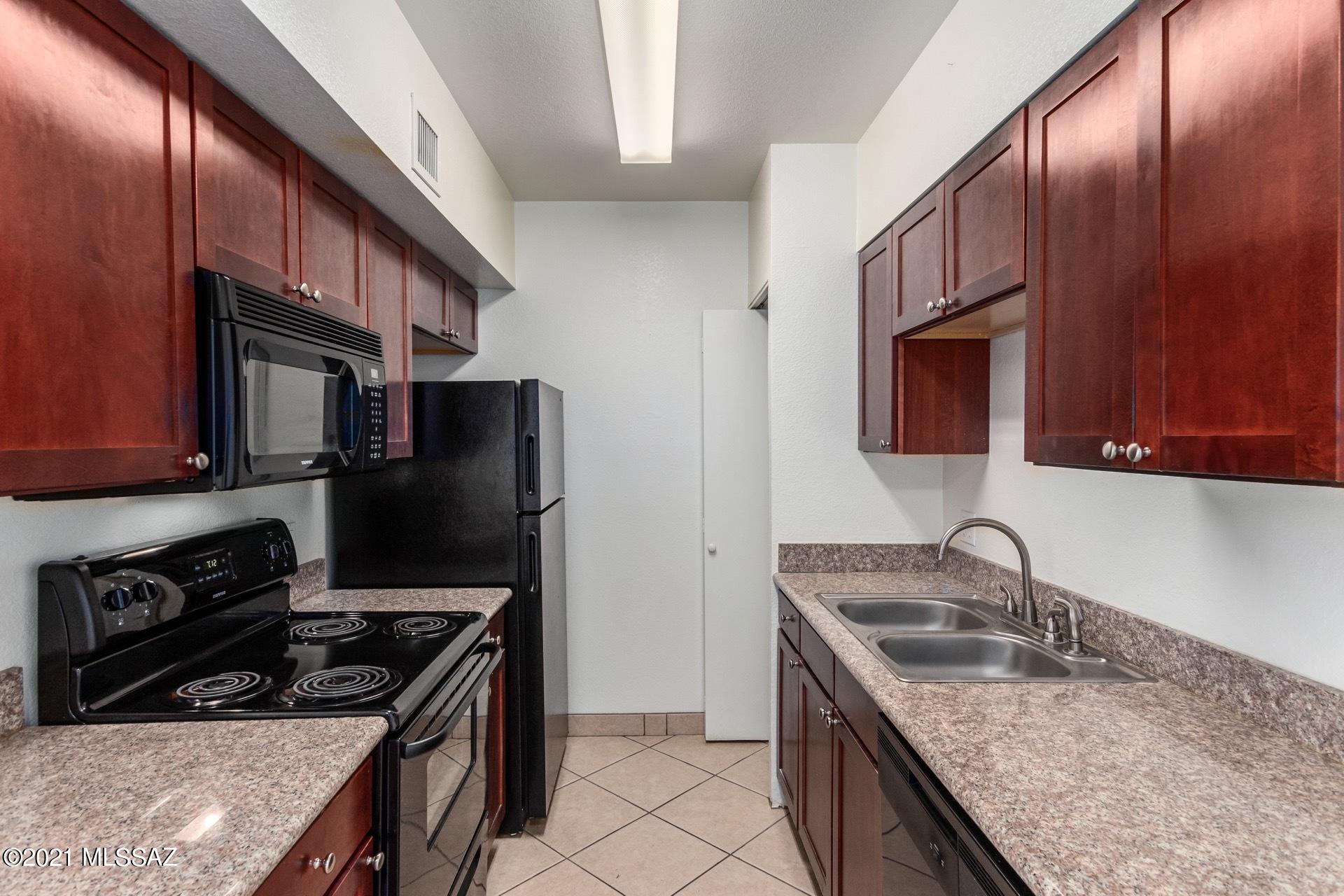 Winterhaven East Condos. - Residential