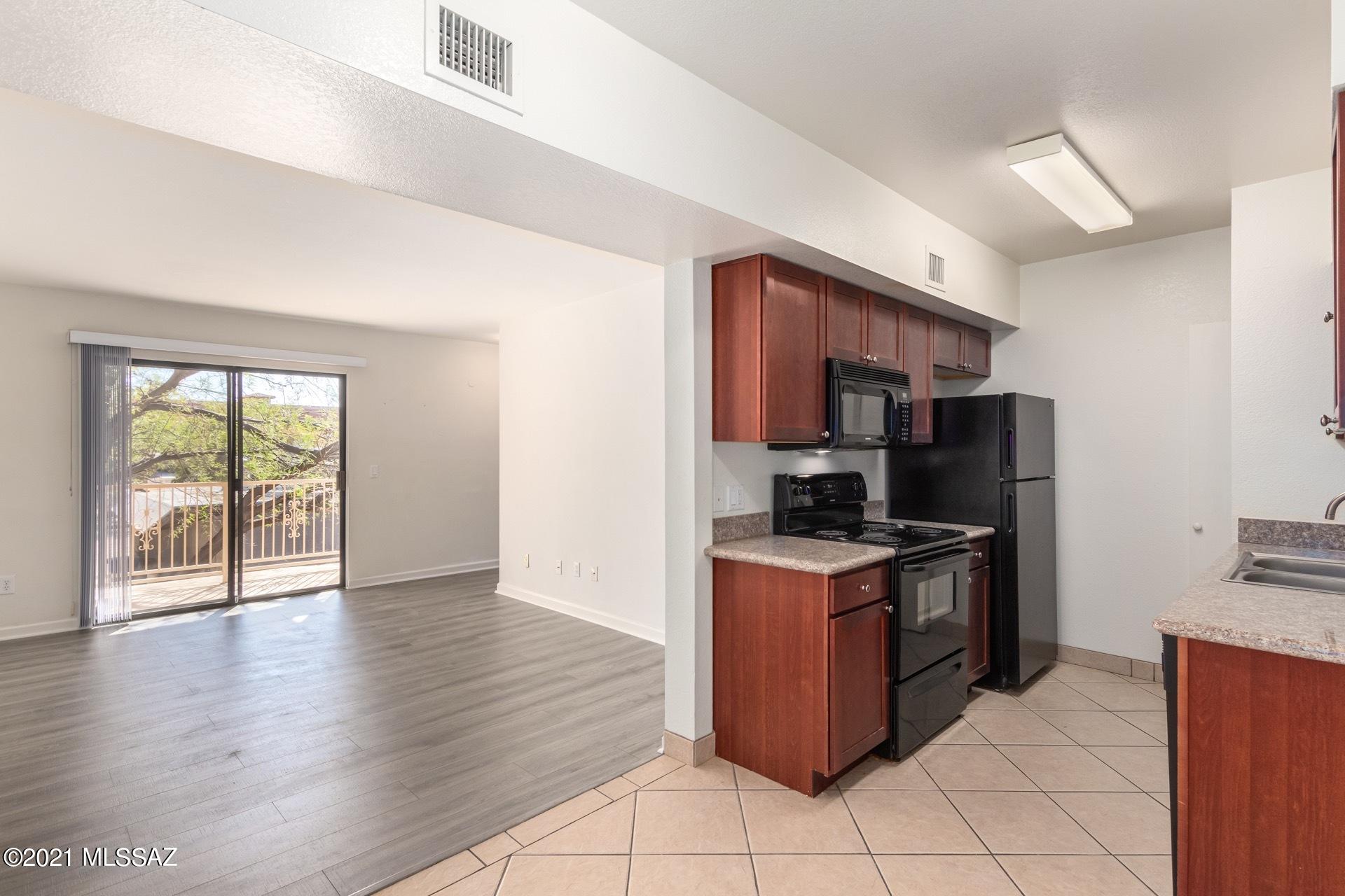 Winterhaven East Condos. - Residential