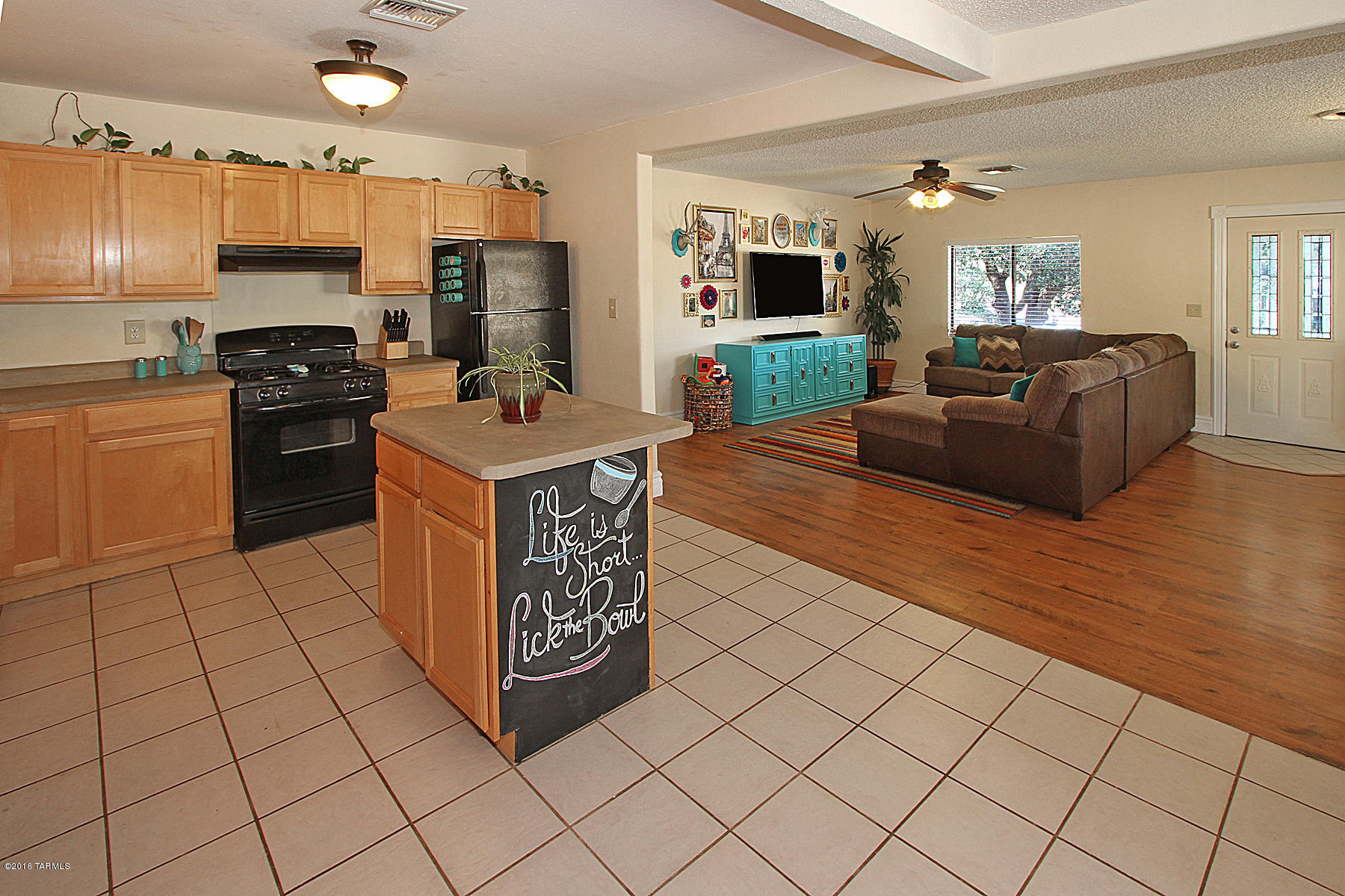 Los Robles Estates - Residential