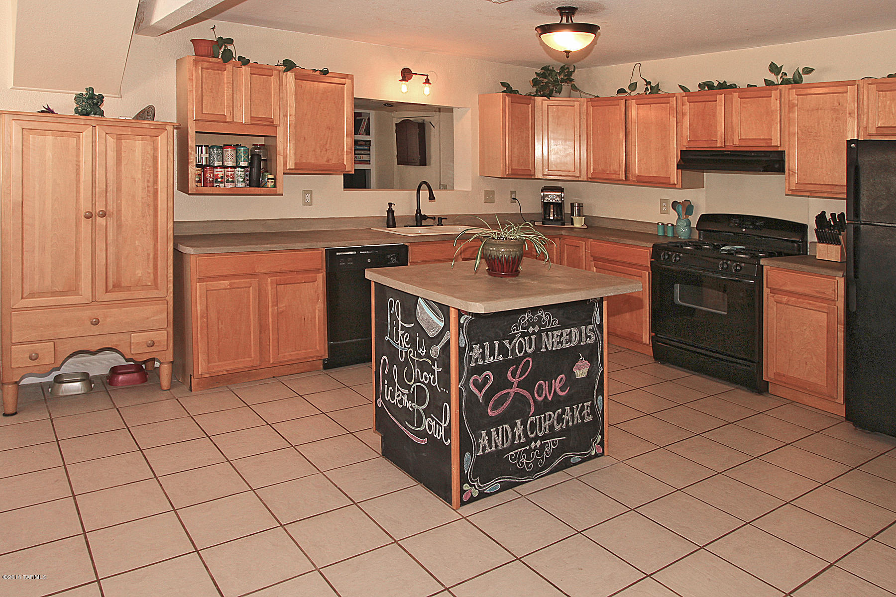 Los Robles Estates - Residential