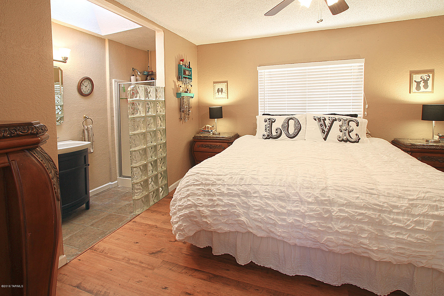 Los Robles Estates - Residential