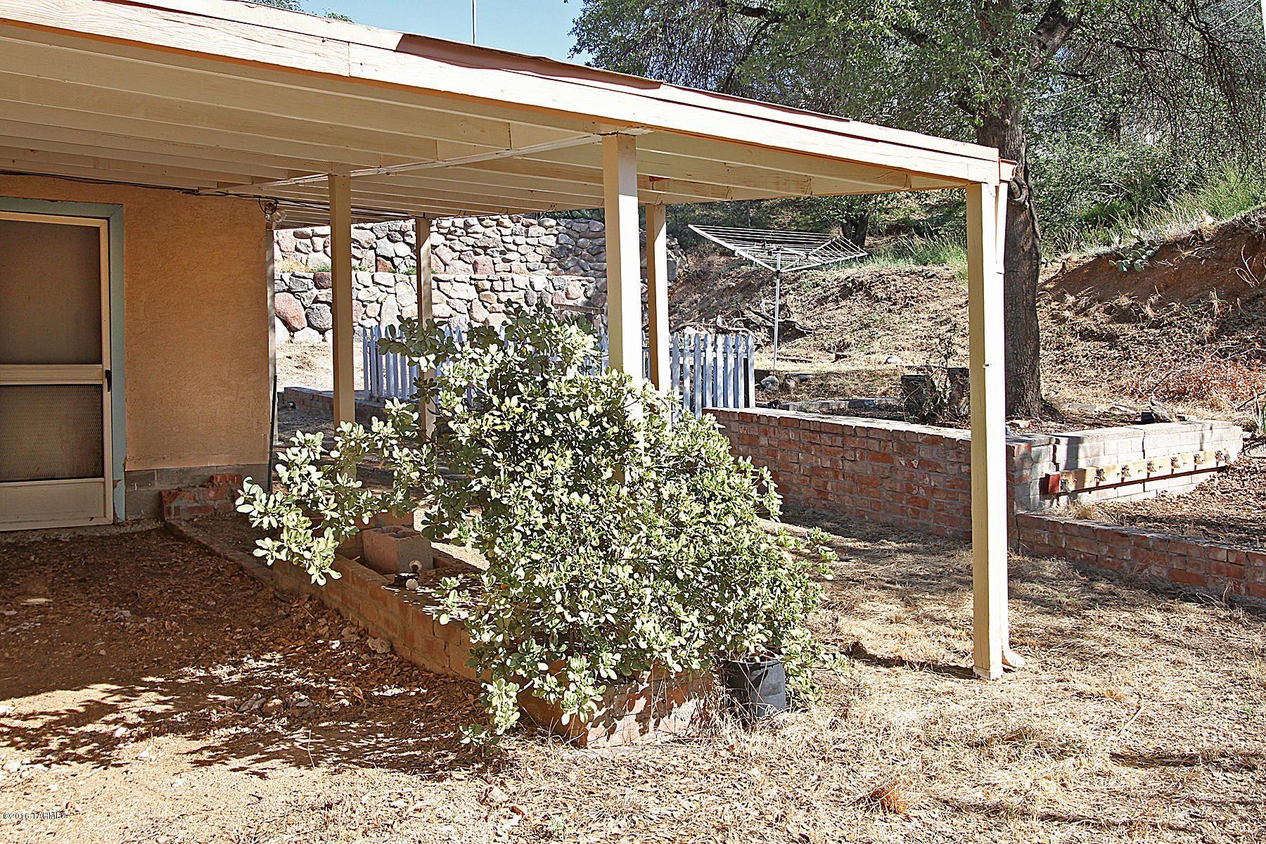 Los Robles Estates - Residential