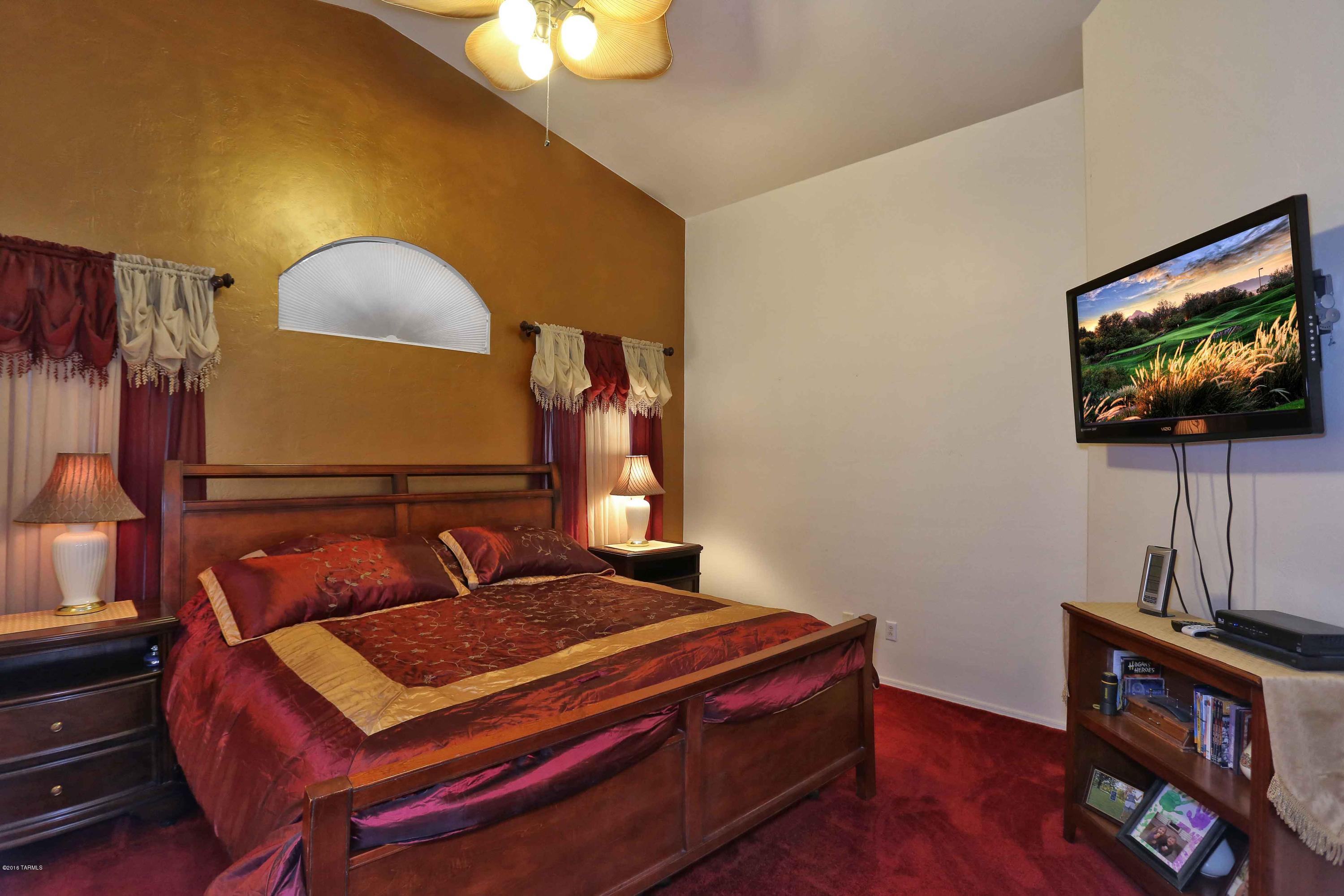Silverbell Place (1-153) - Residential
