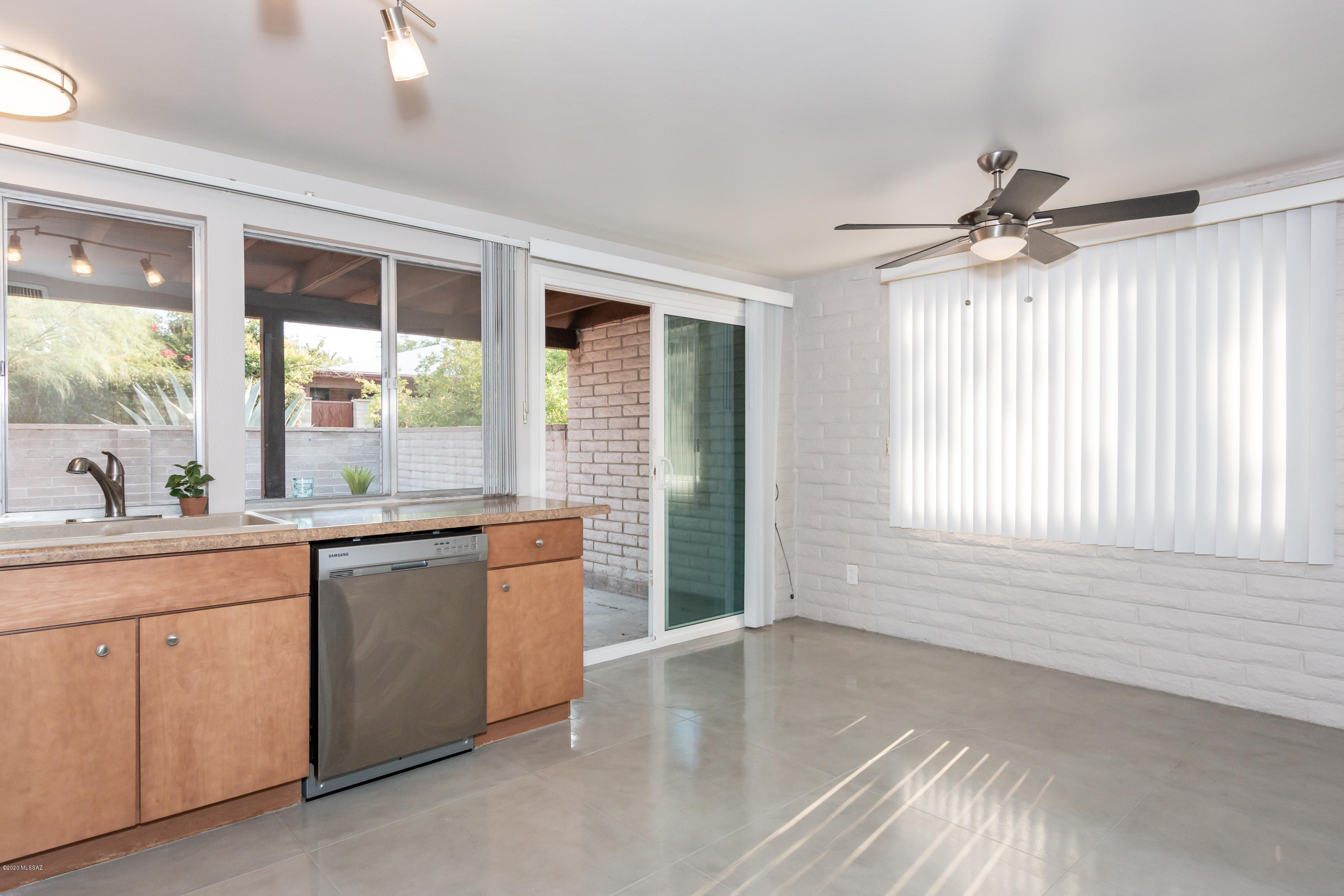 Verde Catalina Townhouses(1-149) - Residential