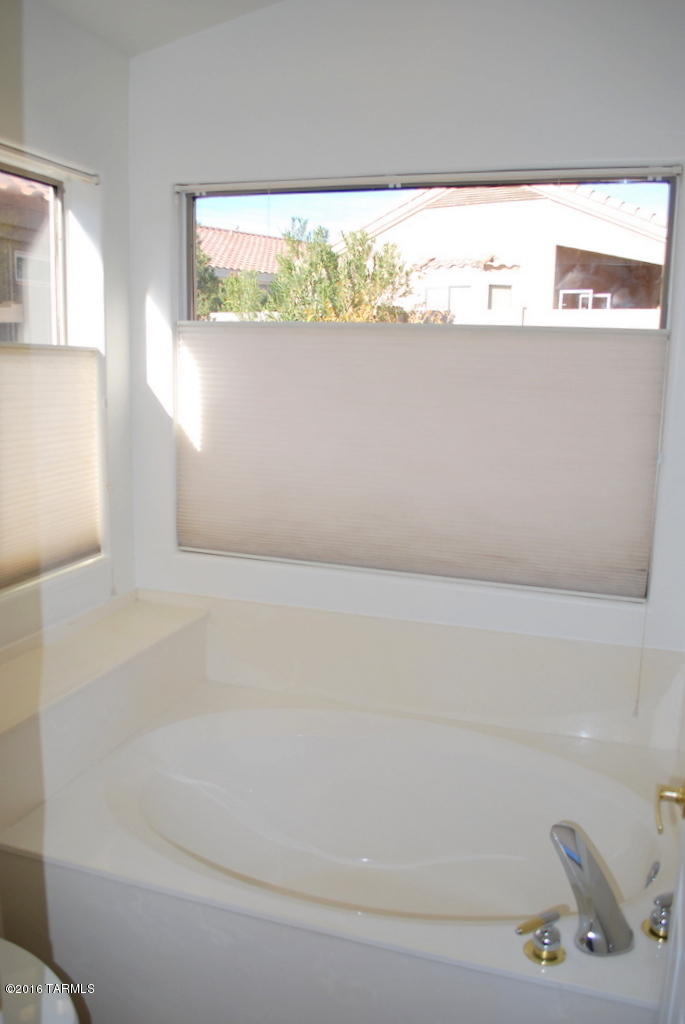 Castle Rock (1-430) - Residential Lease