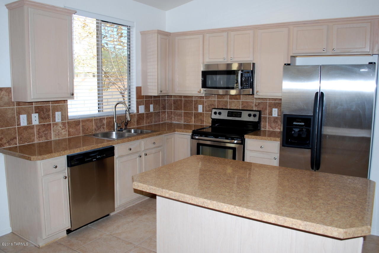 Castle Rock (1-430) - Residential Lease