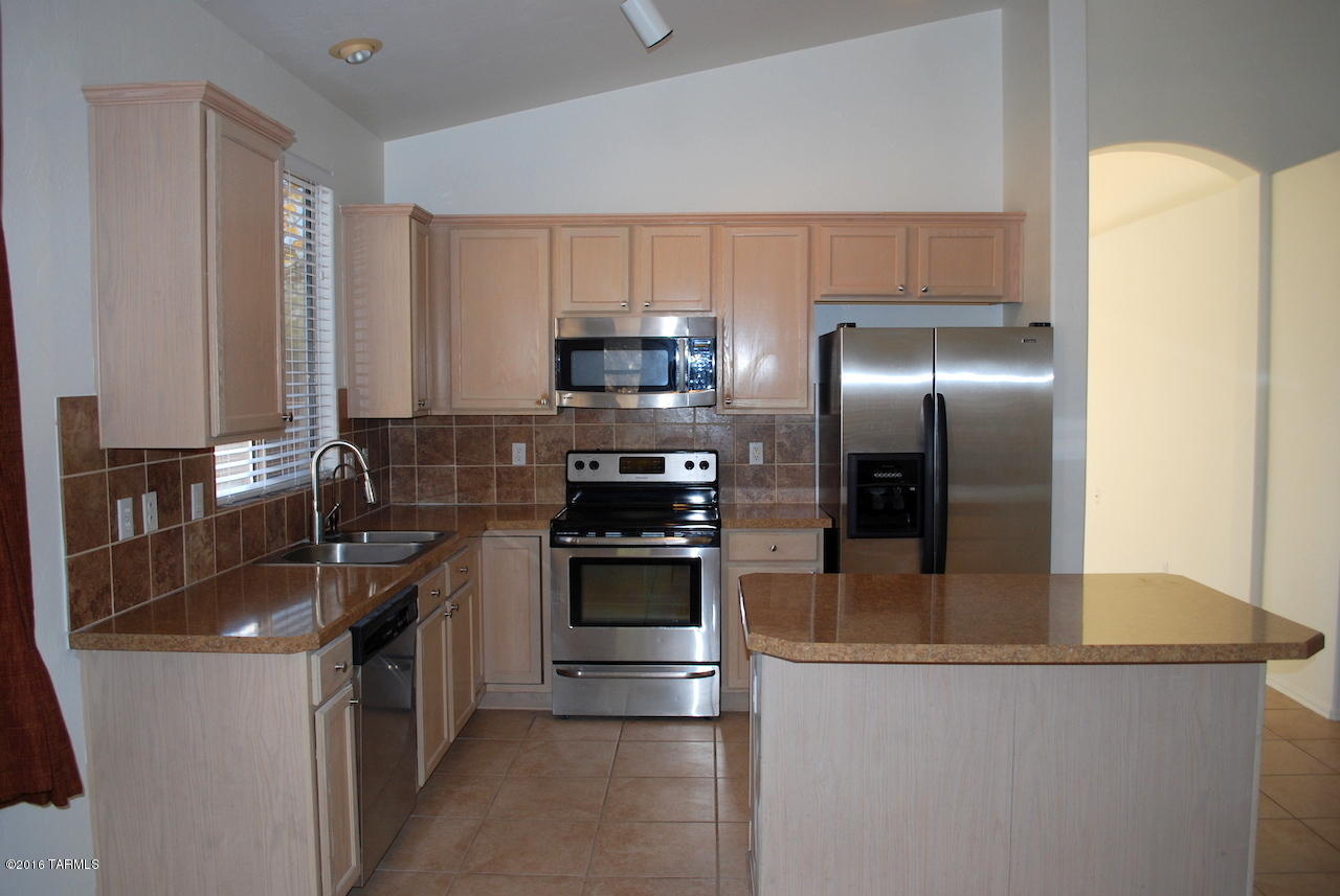 Castle Rock (1-430) - Residential Lease