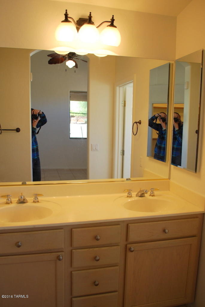 Castle Rock (1-430) - Residential Lease