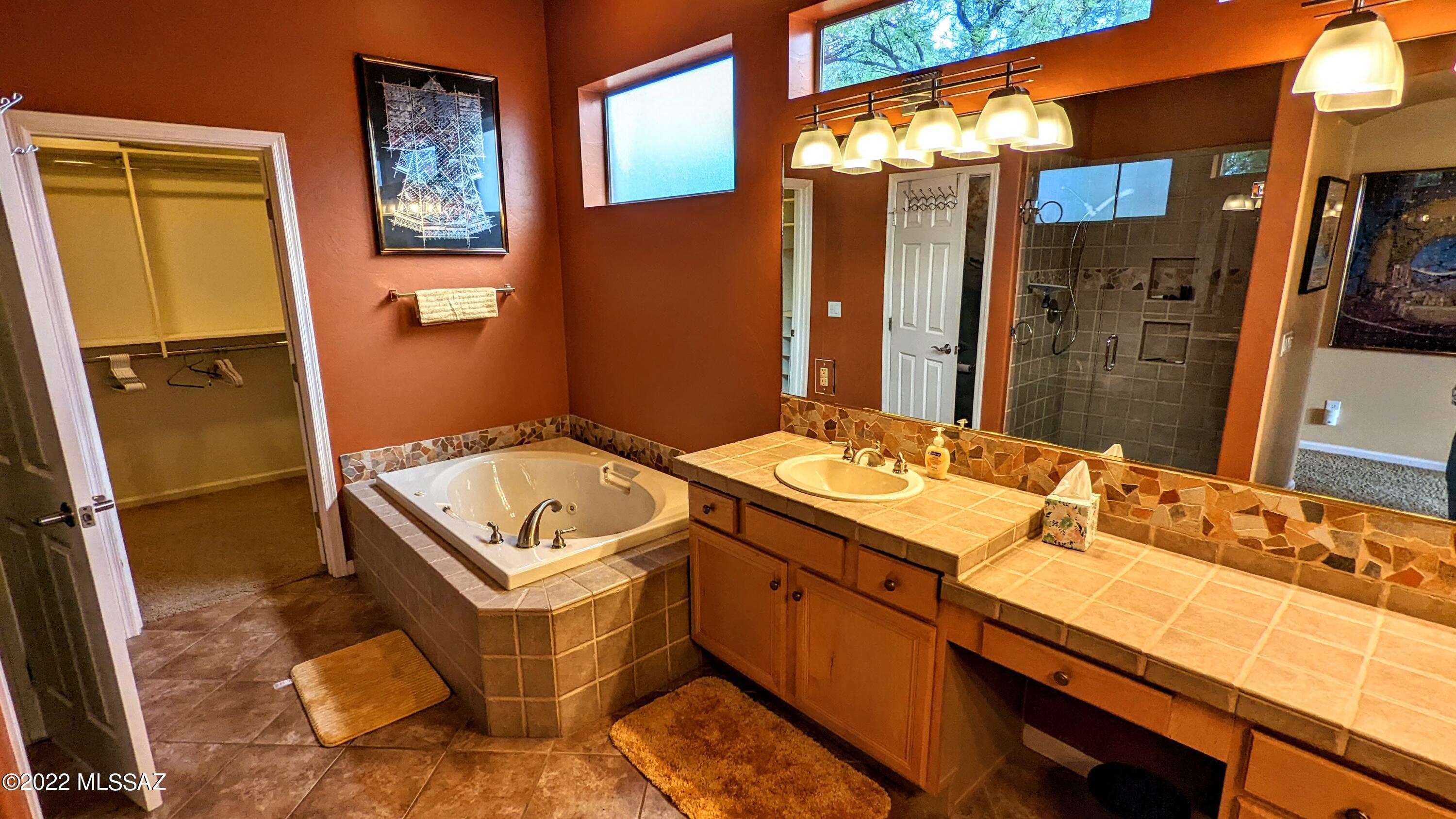 Saddlebrooke - Residential Lease