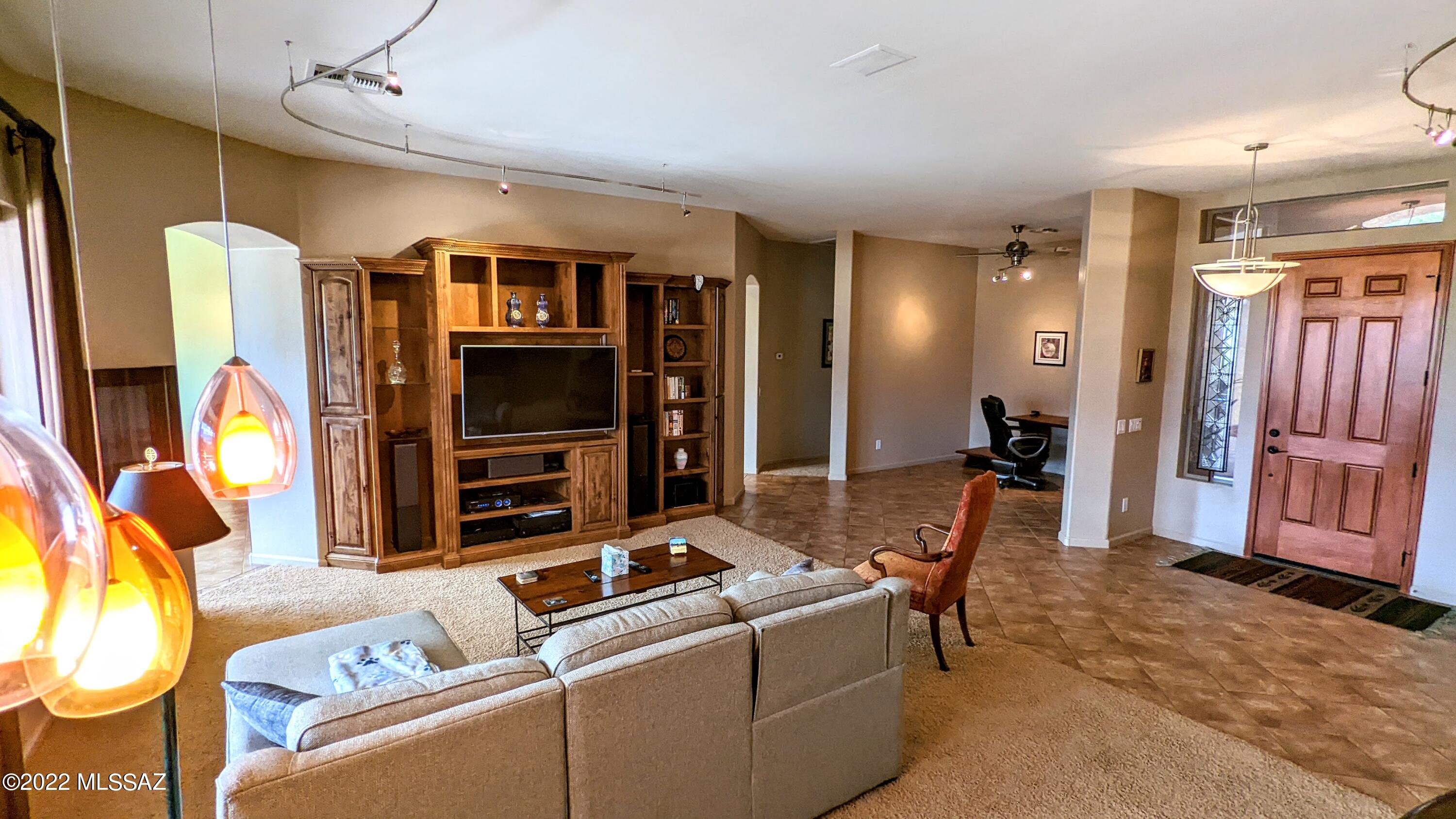 Saddlebrooke - Residential Lease
