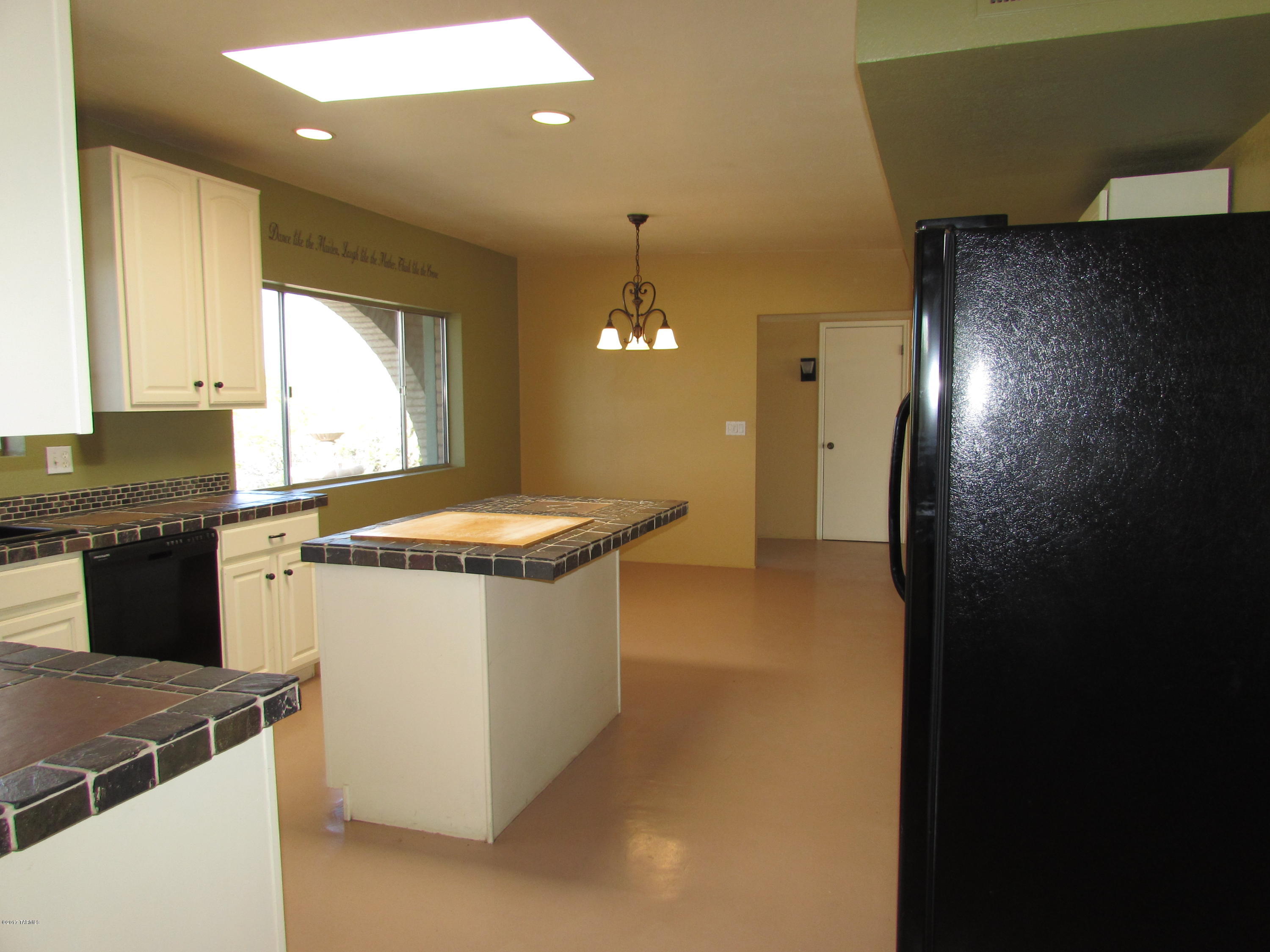 Tres Lomas North 3  (1-81) - Residential Lease