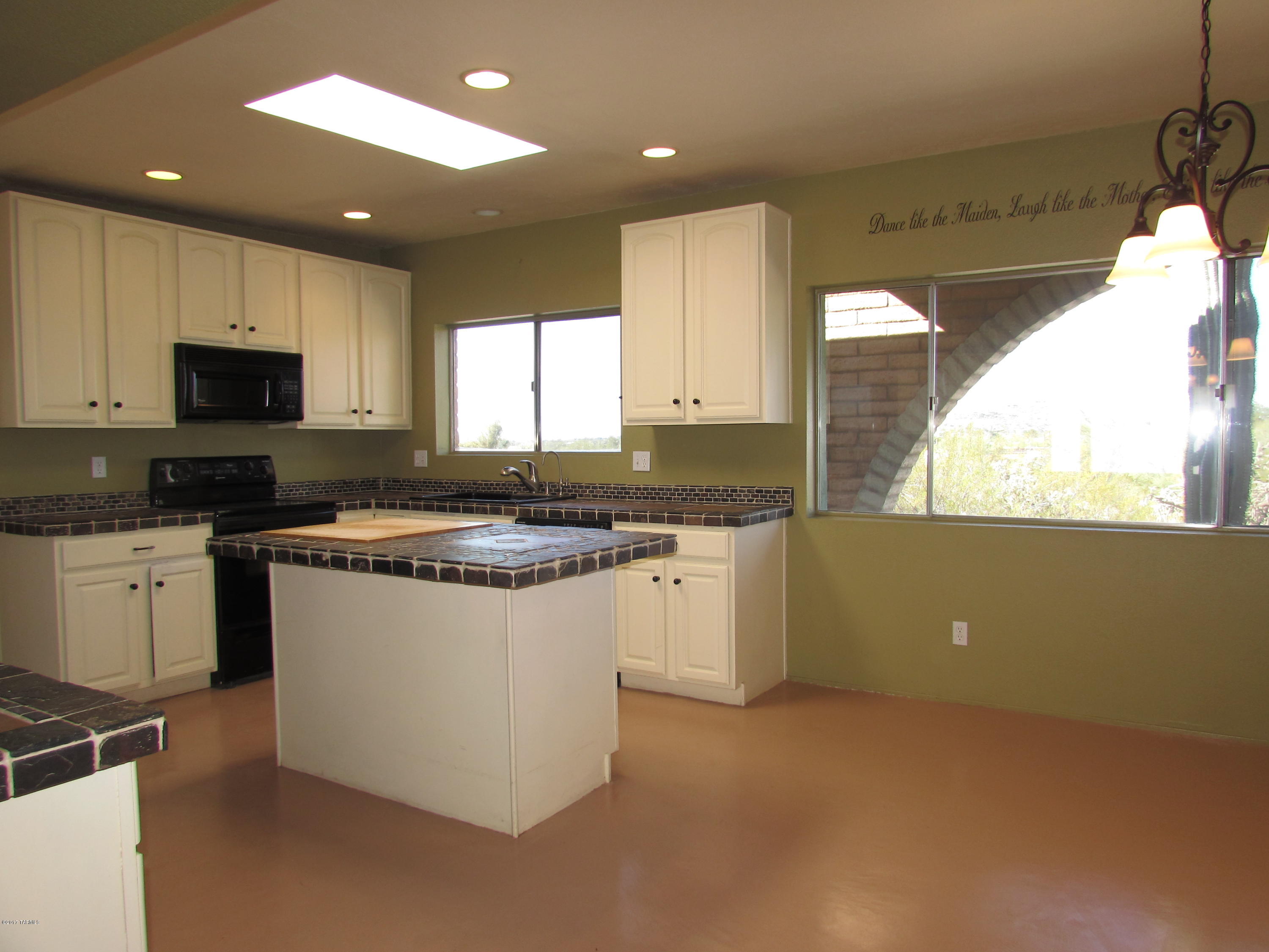 Tres Lomas North 3  (1-81) - Residential Lease