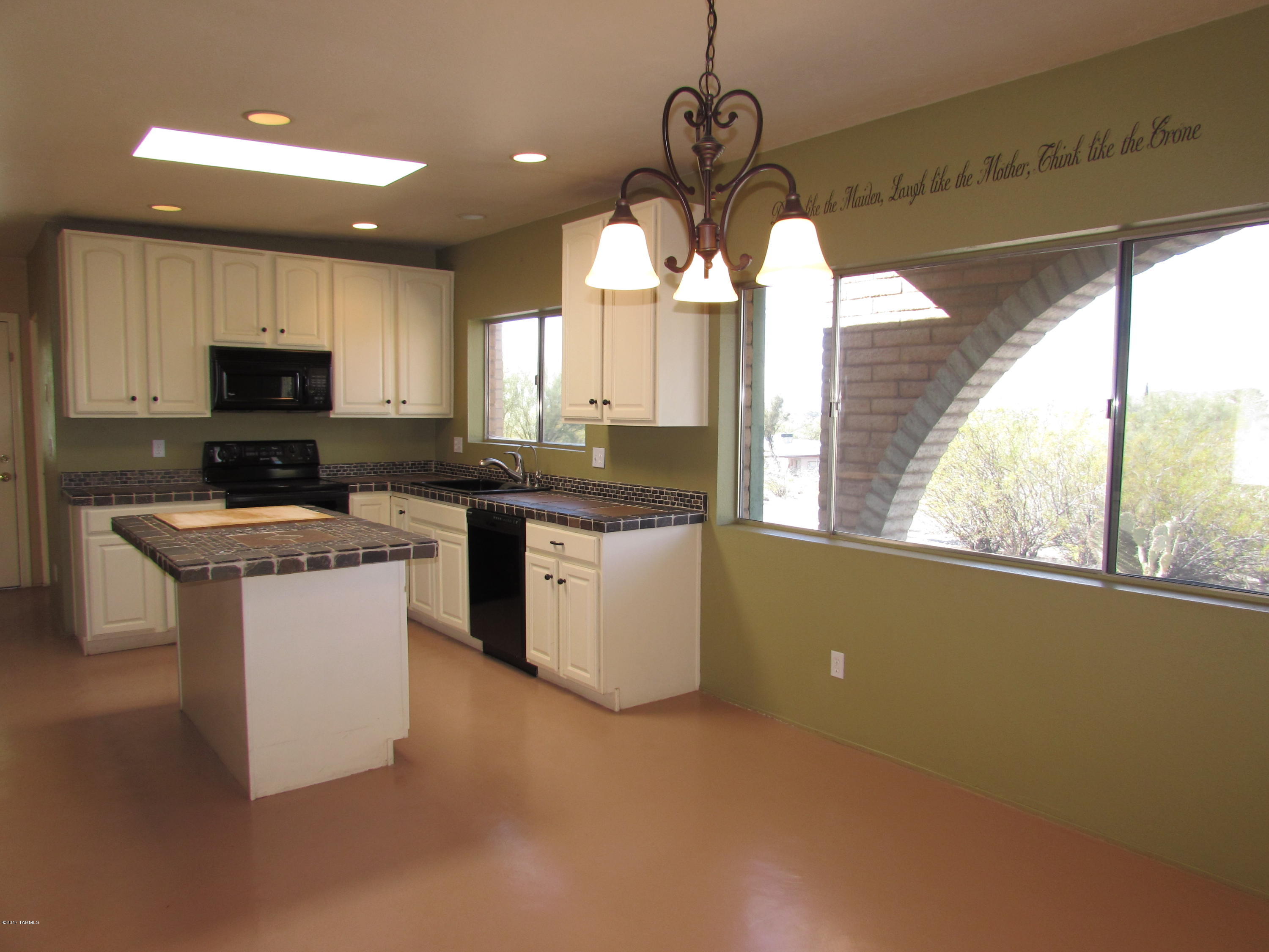 Tres Lomas North 3  (1-81) - Residential Lease