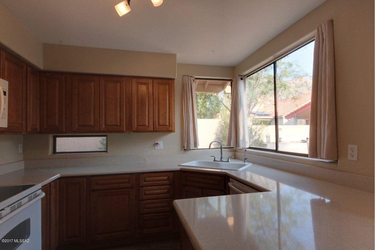 Villa Balboa (1-109) - Residential