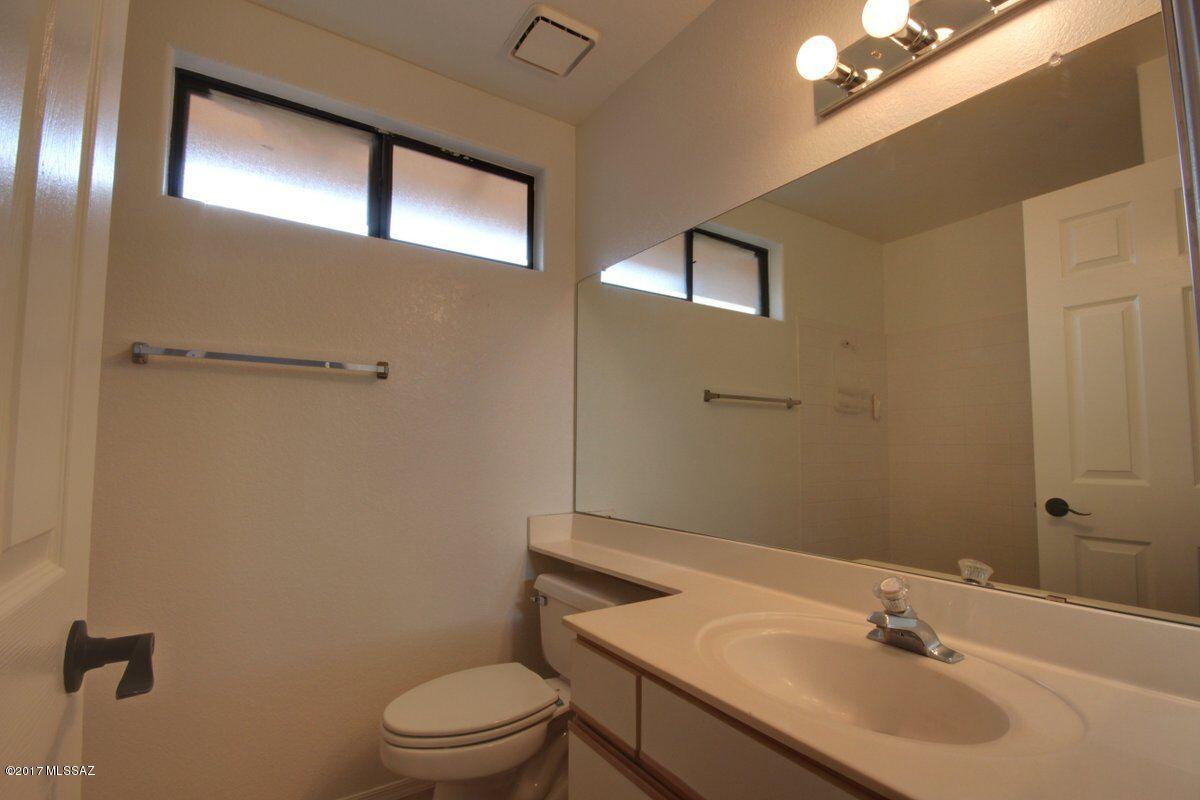 Villa Balboa (1-109) - Residential