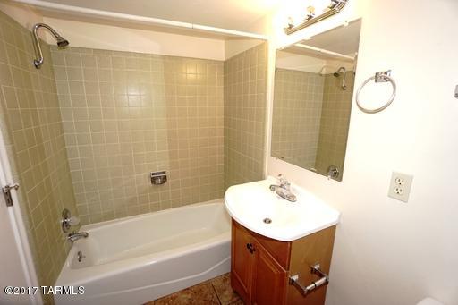 Las Casitas Del Pueblo (1-53) - Residential Lease