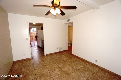 Las Casitas Del Pueblo (1-53) - Residential Lease
