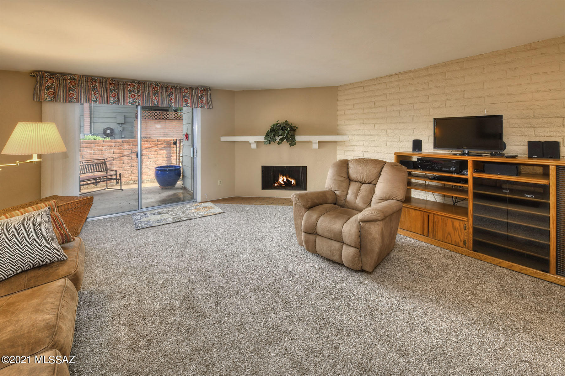 McCormick PlaceTwnhms Blk III (1-71) - Residential