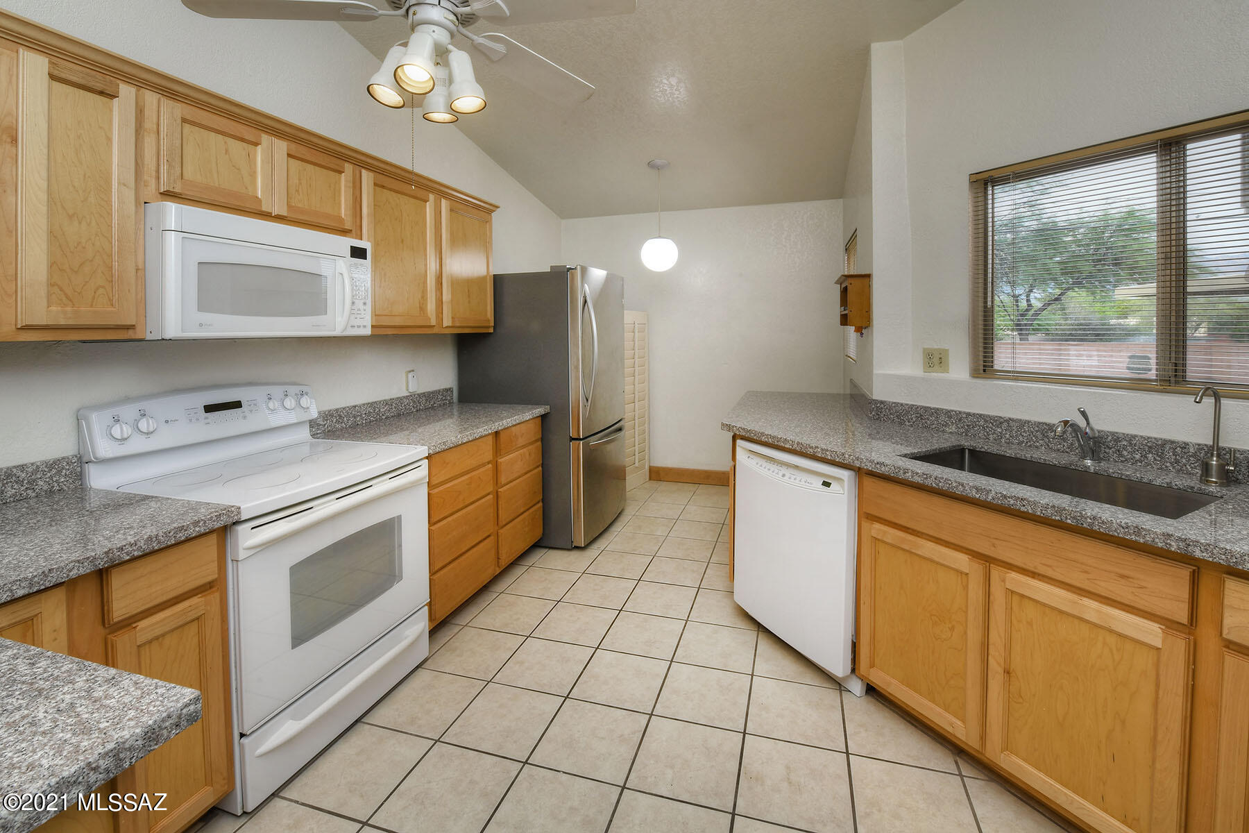 McCormick PlaceTwnhms Blk III (1-71) - Residential