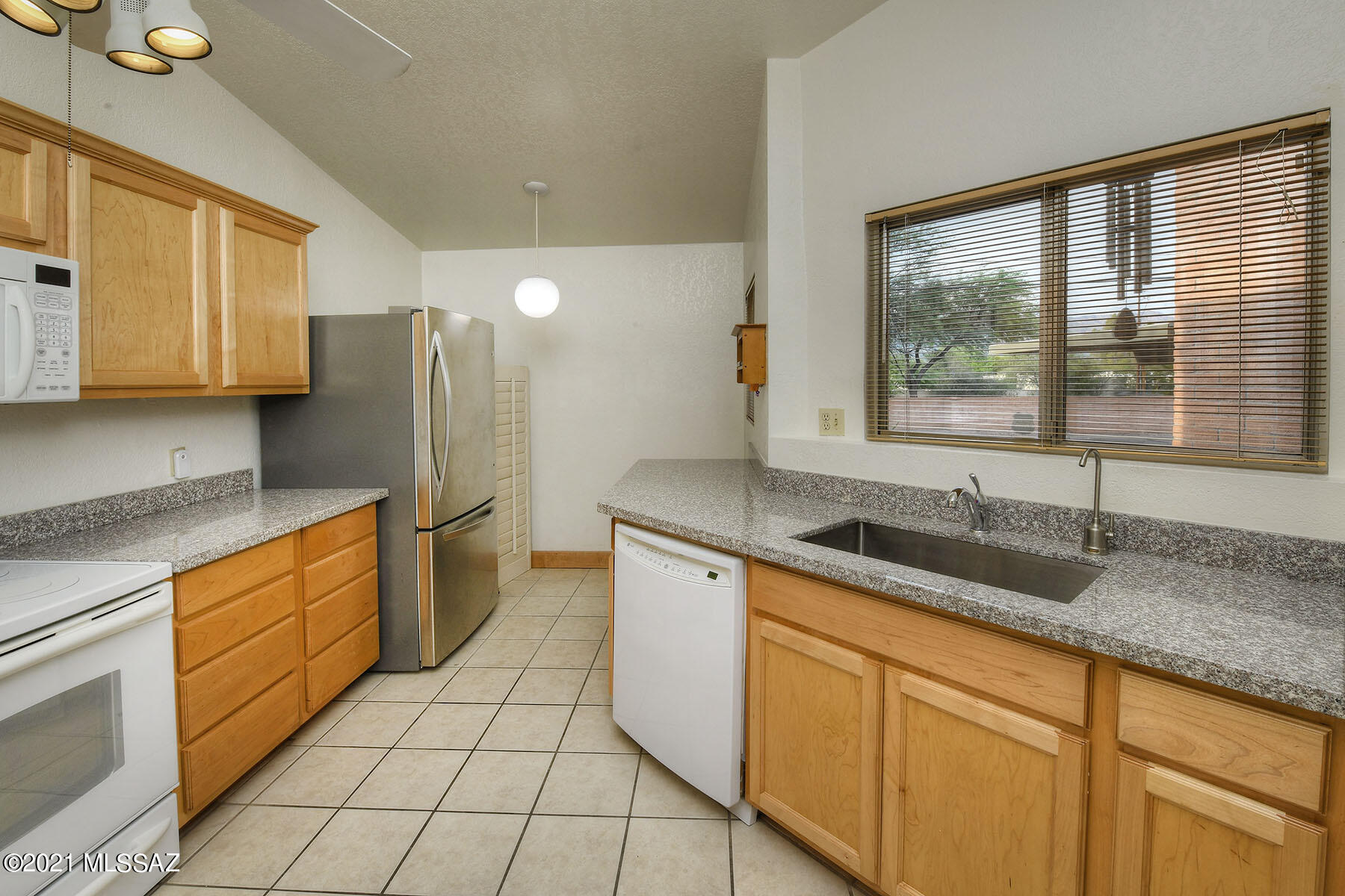 McCormick PlaceTwnhms Blk III (1-71) - Residential