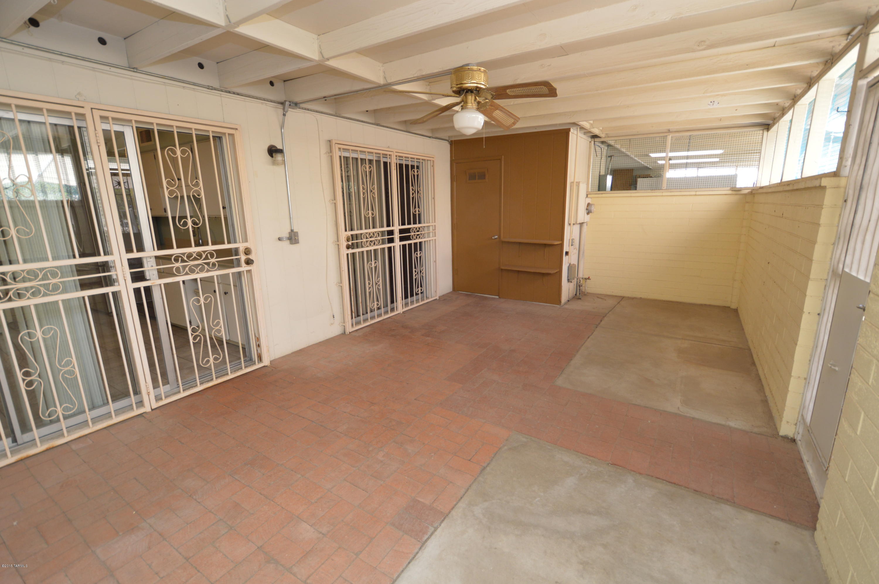Venice Twnhs (1-15) - Residential Lease