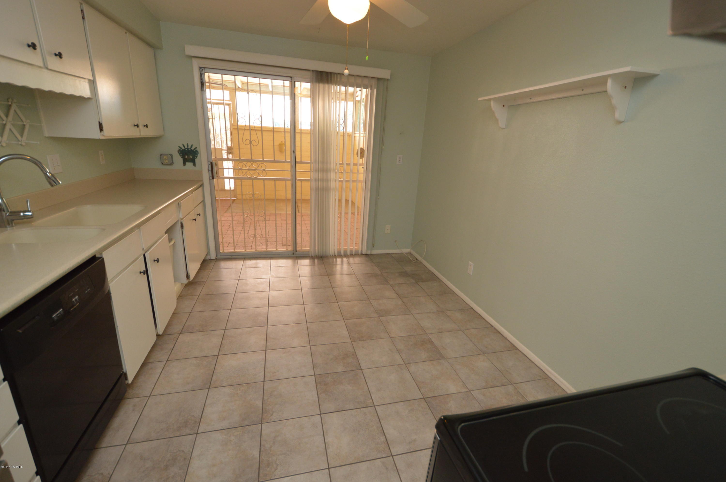 Venice Twnhs (1-15) - Residential Lease