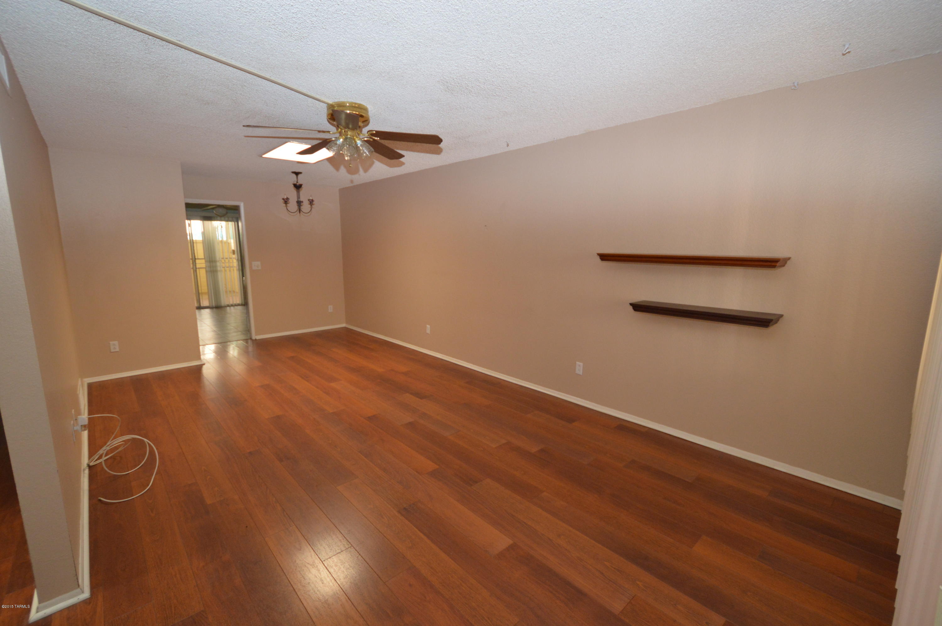 Venice Twnhs (1-15) - Residential Lease