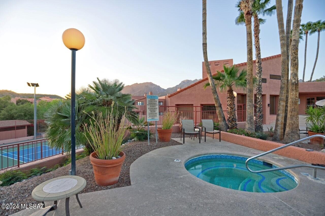 Ventana Vista Condominiums - Residential