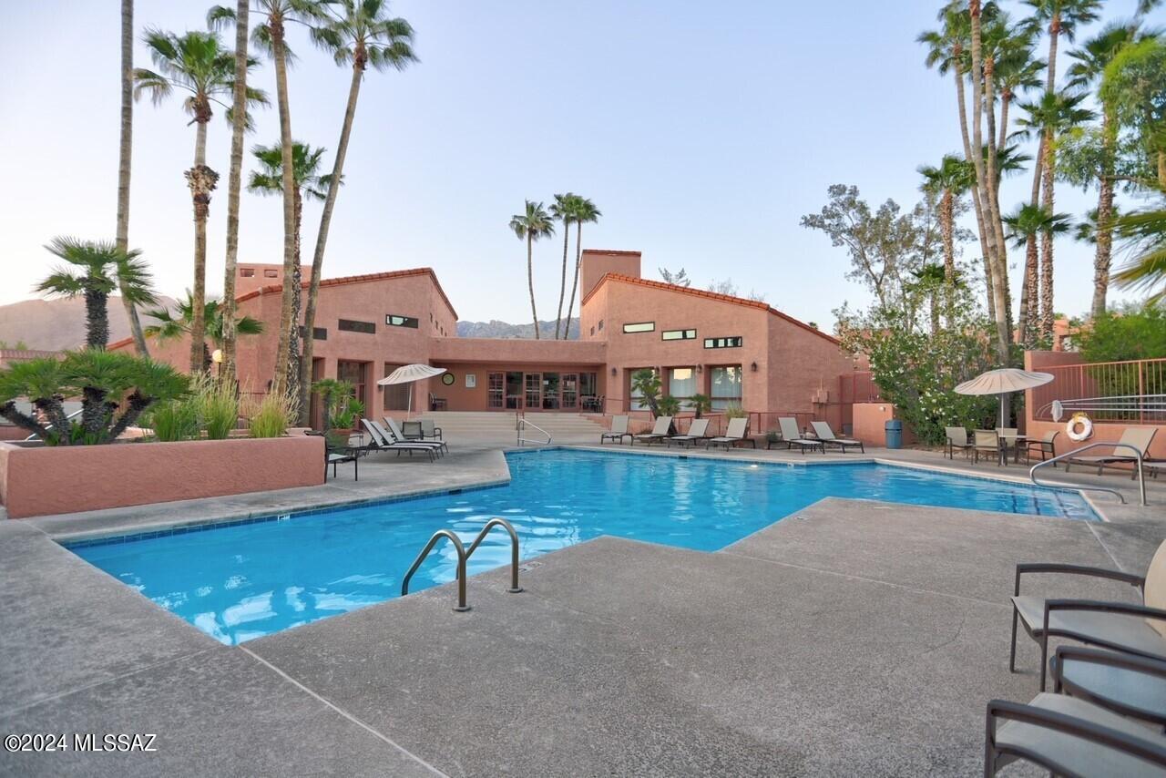Ventana Vista Condominiums - Residential