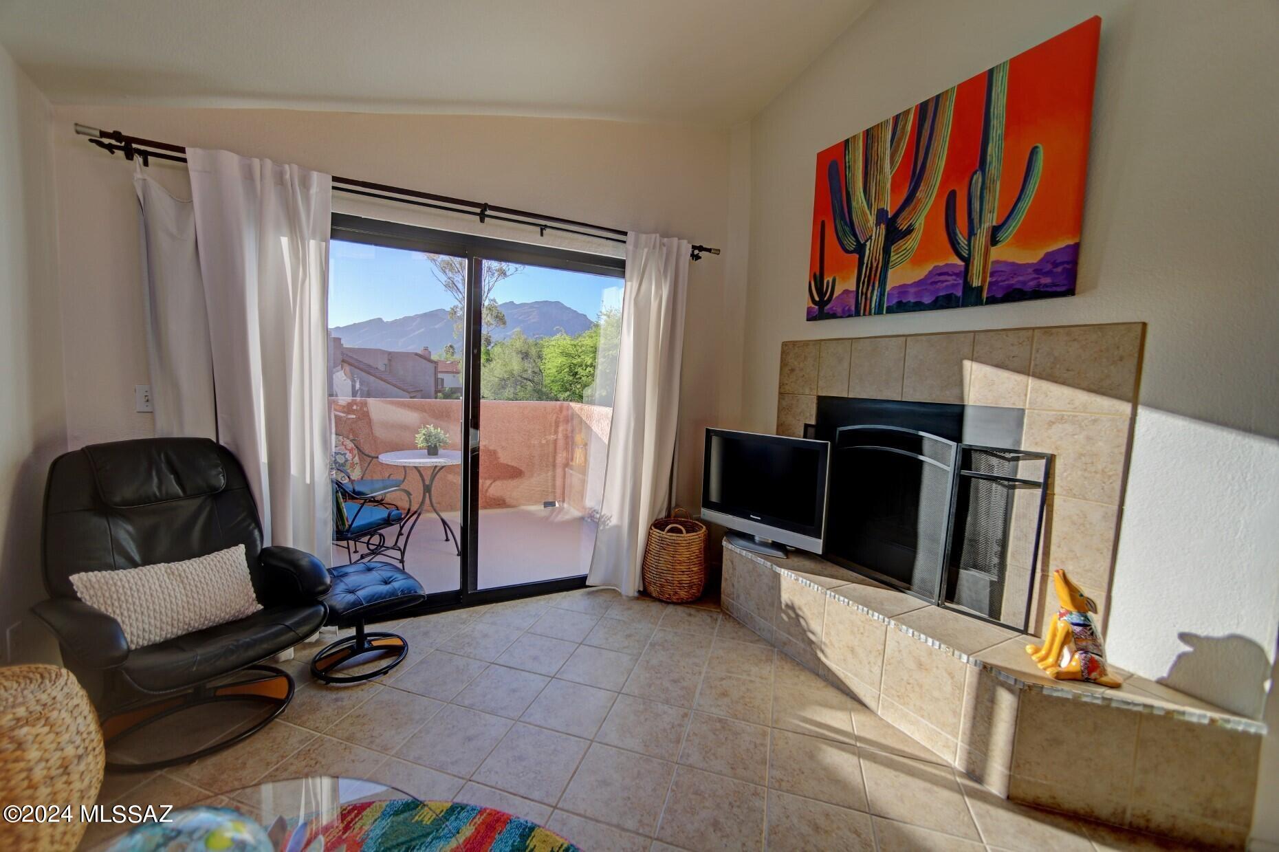 Ventana Vista Condominiums - Residential