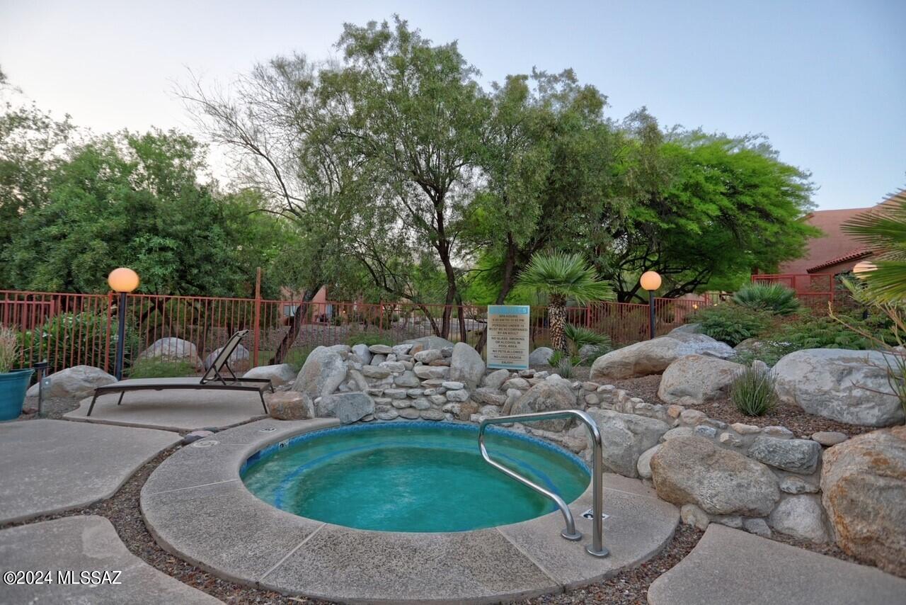 Ventana Vista Condominiums - Residential