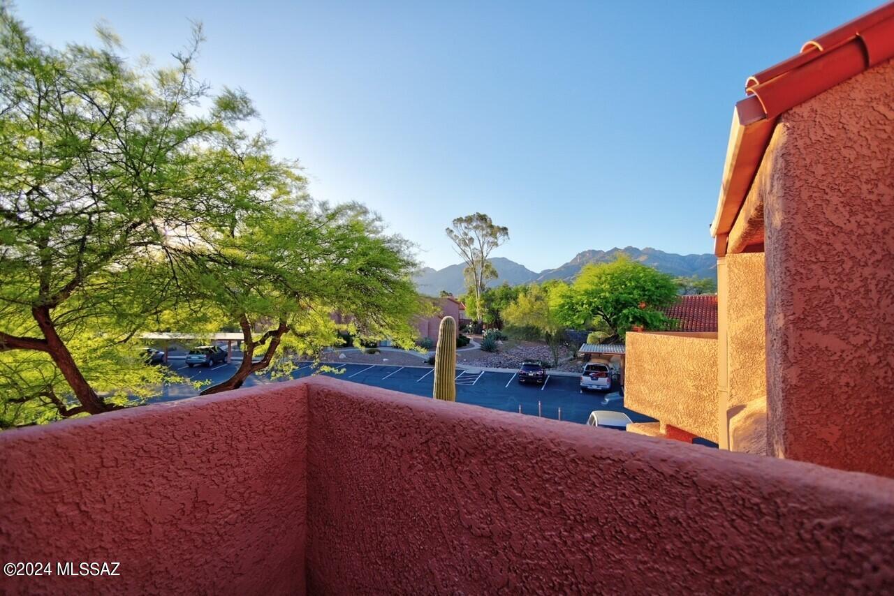 Ventana Vista Condominiums - Residential