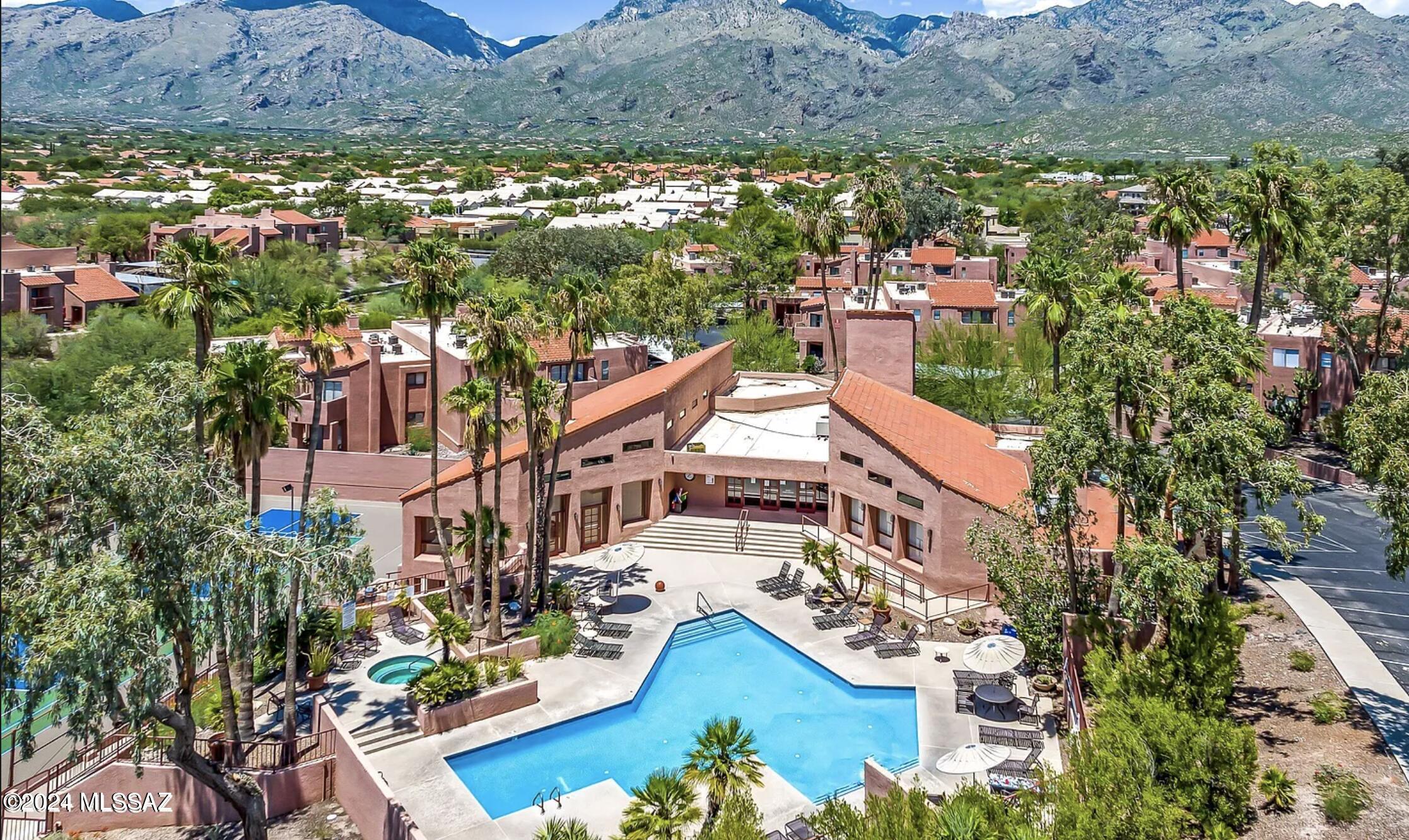 Ventana Vista Condominiums - Residential