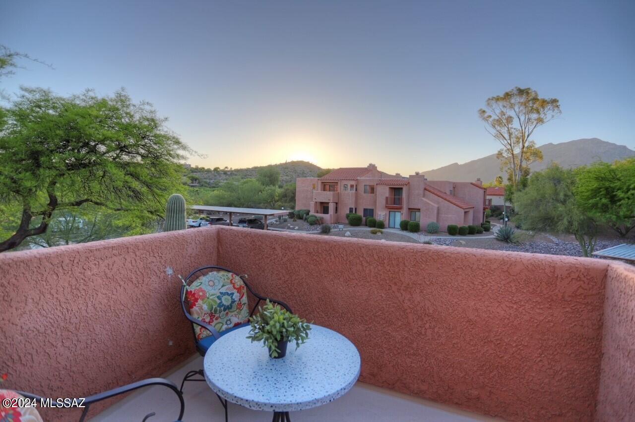 Ventana Vista Condominiums - Residential