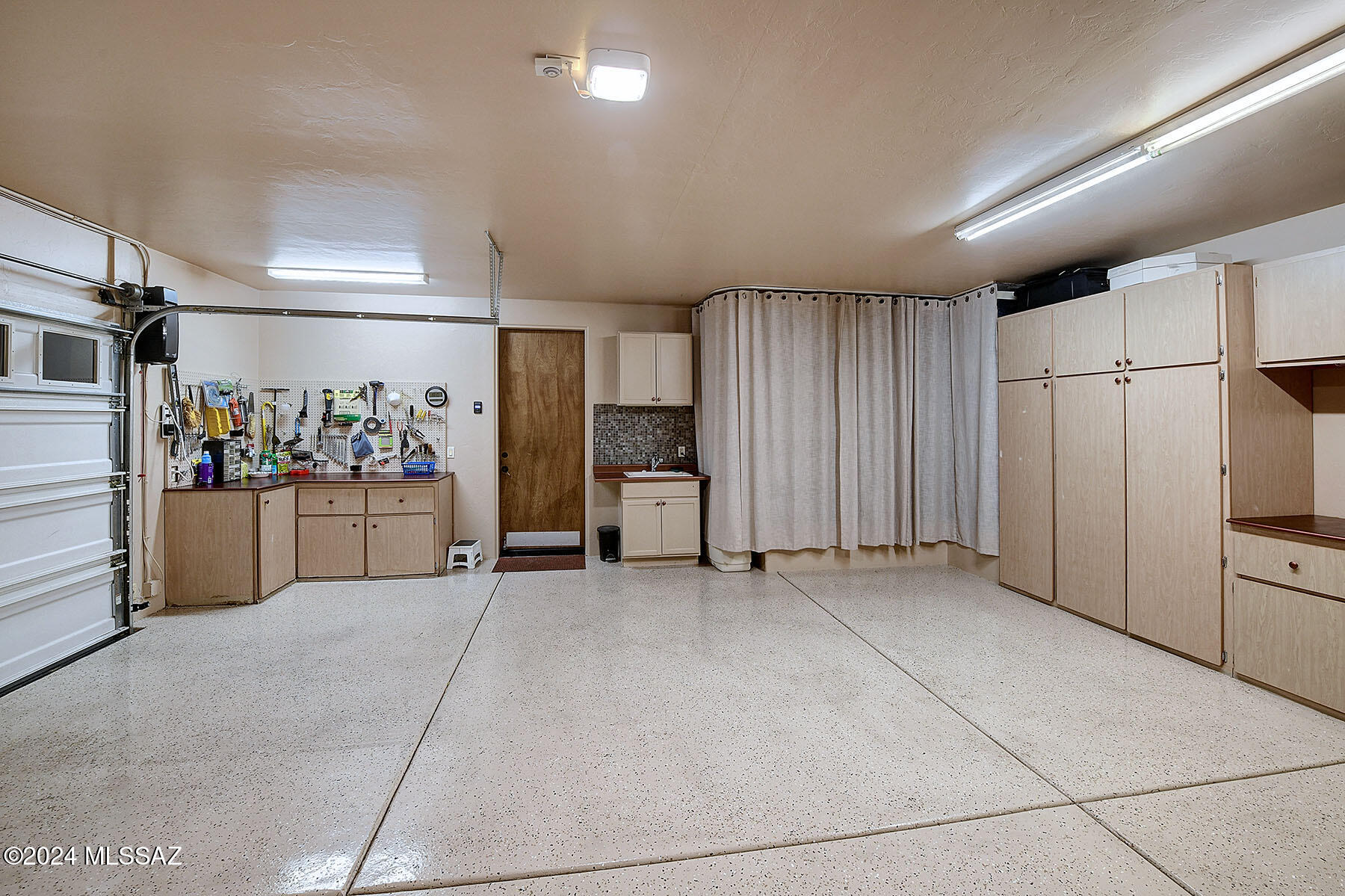 Solar Del Viejo (1-81) - Residential