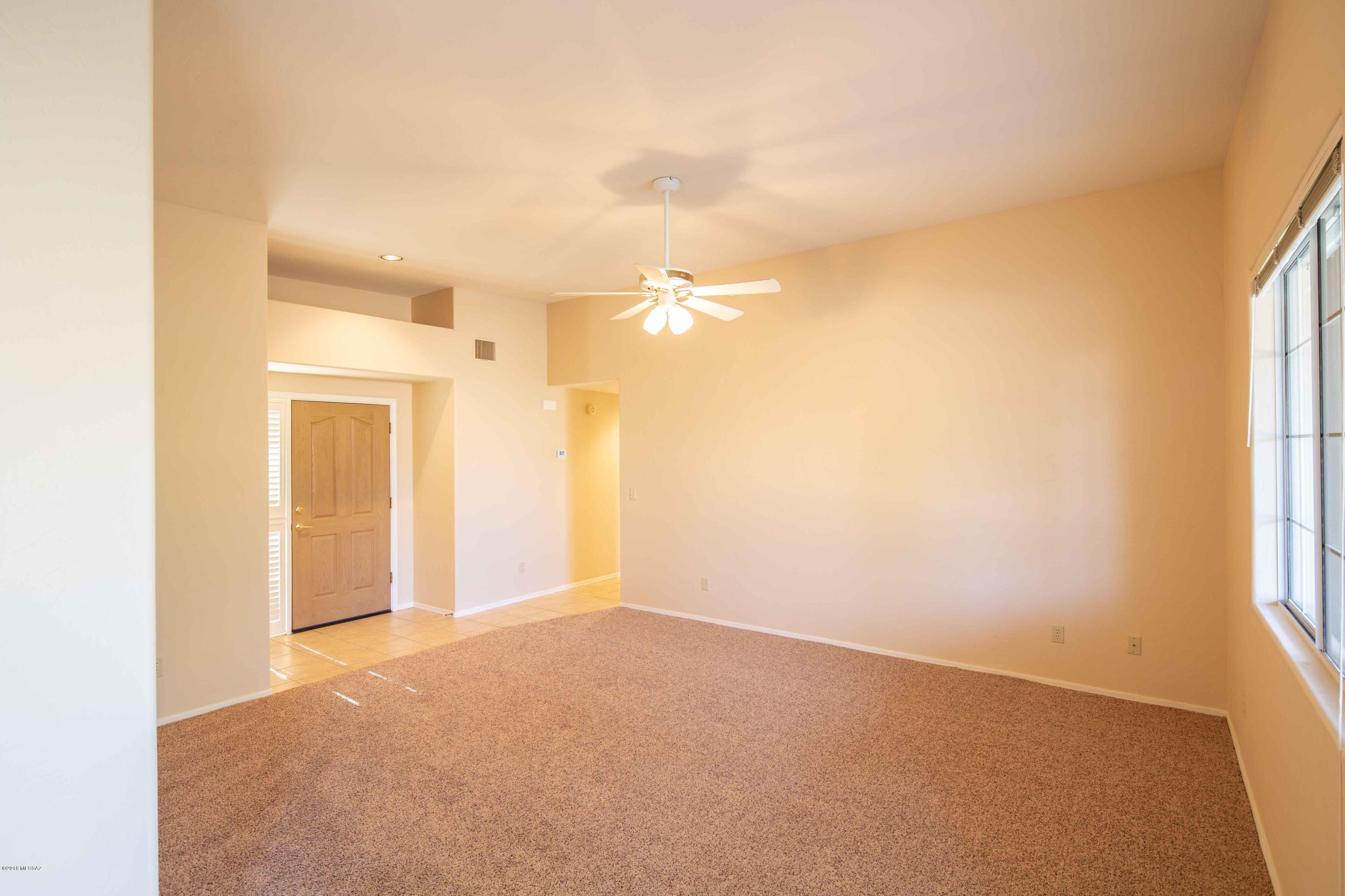 Villages Of La Canada (The) - Residential