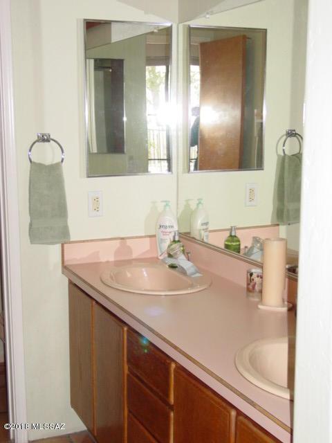 Club Crest Estates - Residential Lease