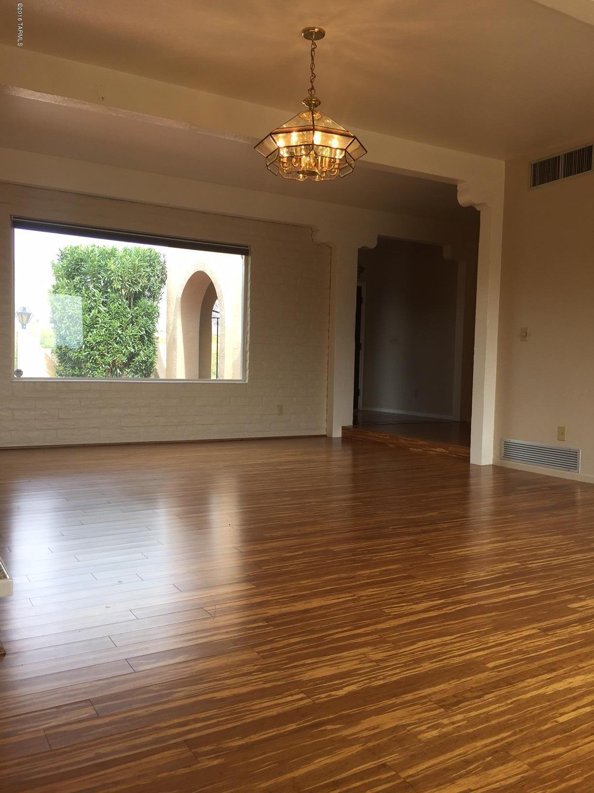 La Buena Vida Estates (1-37) - Residential