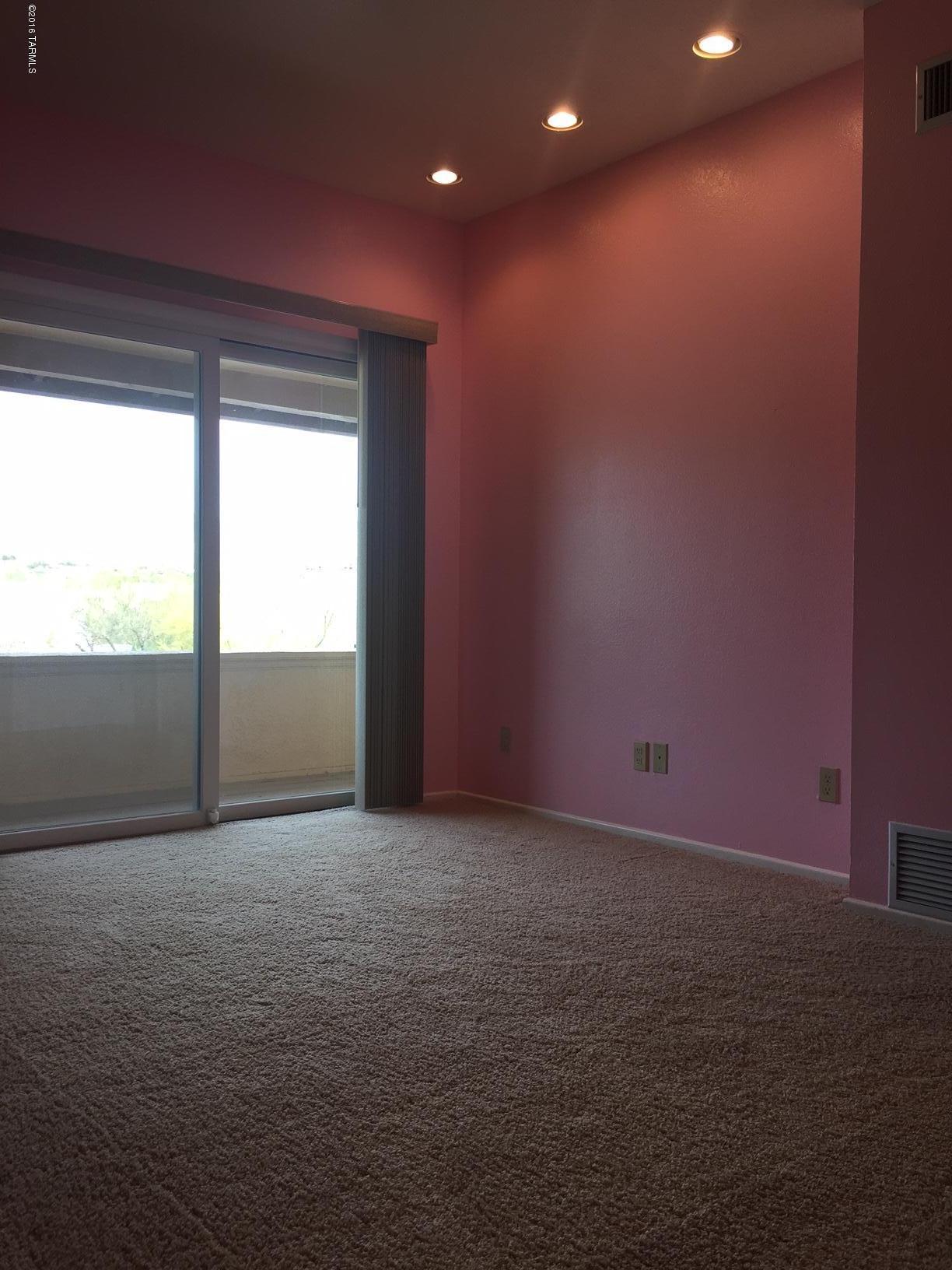 La Buena Vida Estates (1-37) - Residential