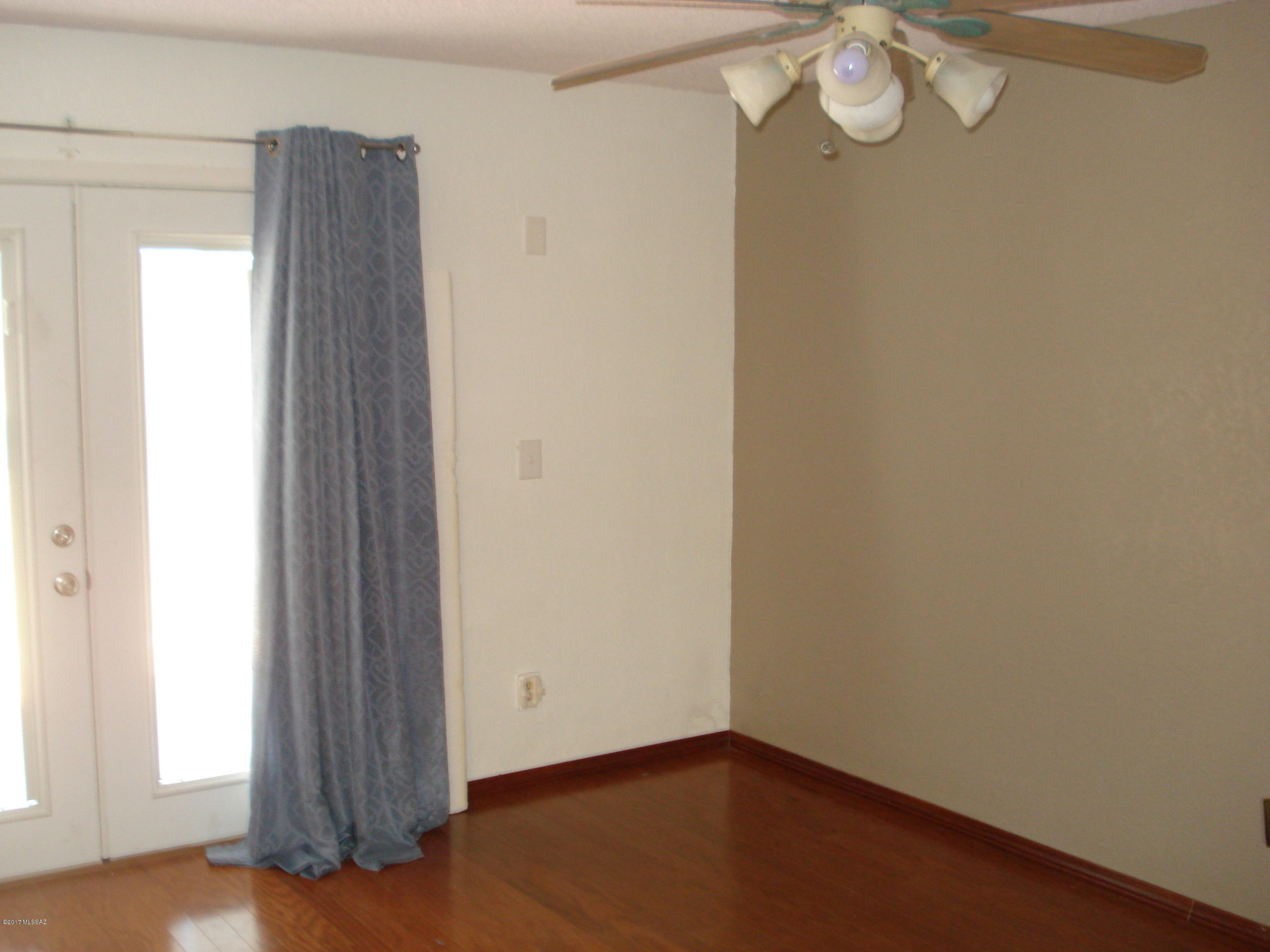 Mission West (1-370) - Residential