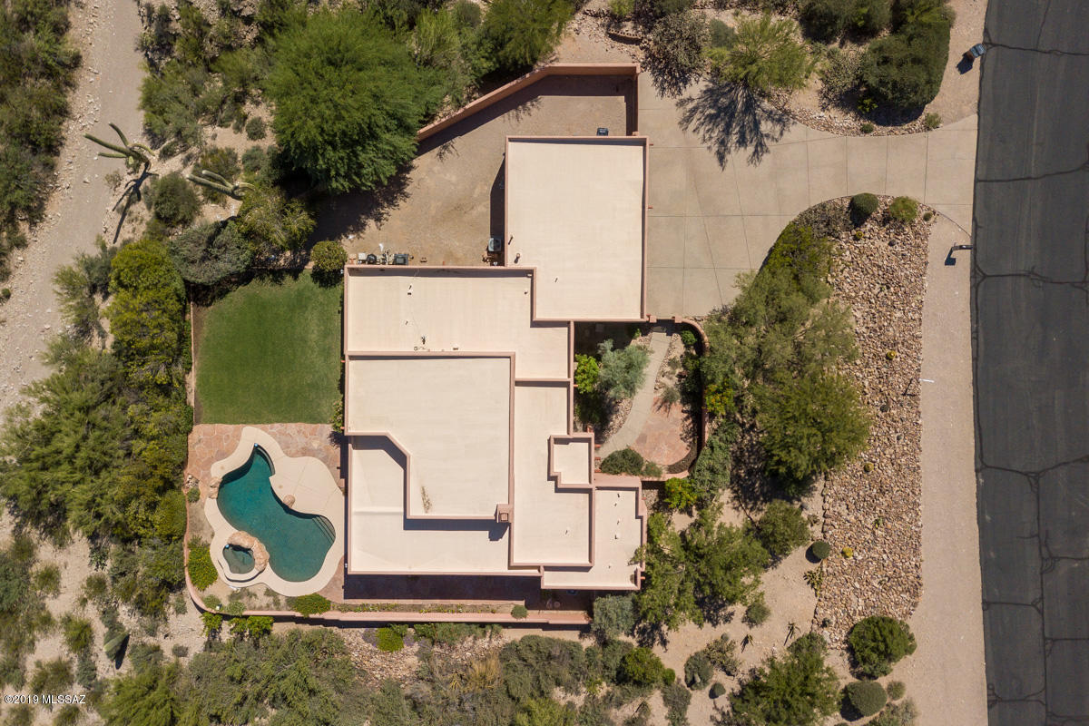 Los Arroyos Del Oeste (1-84) - Residential